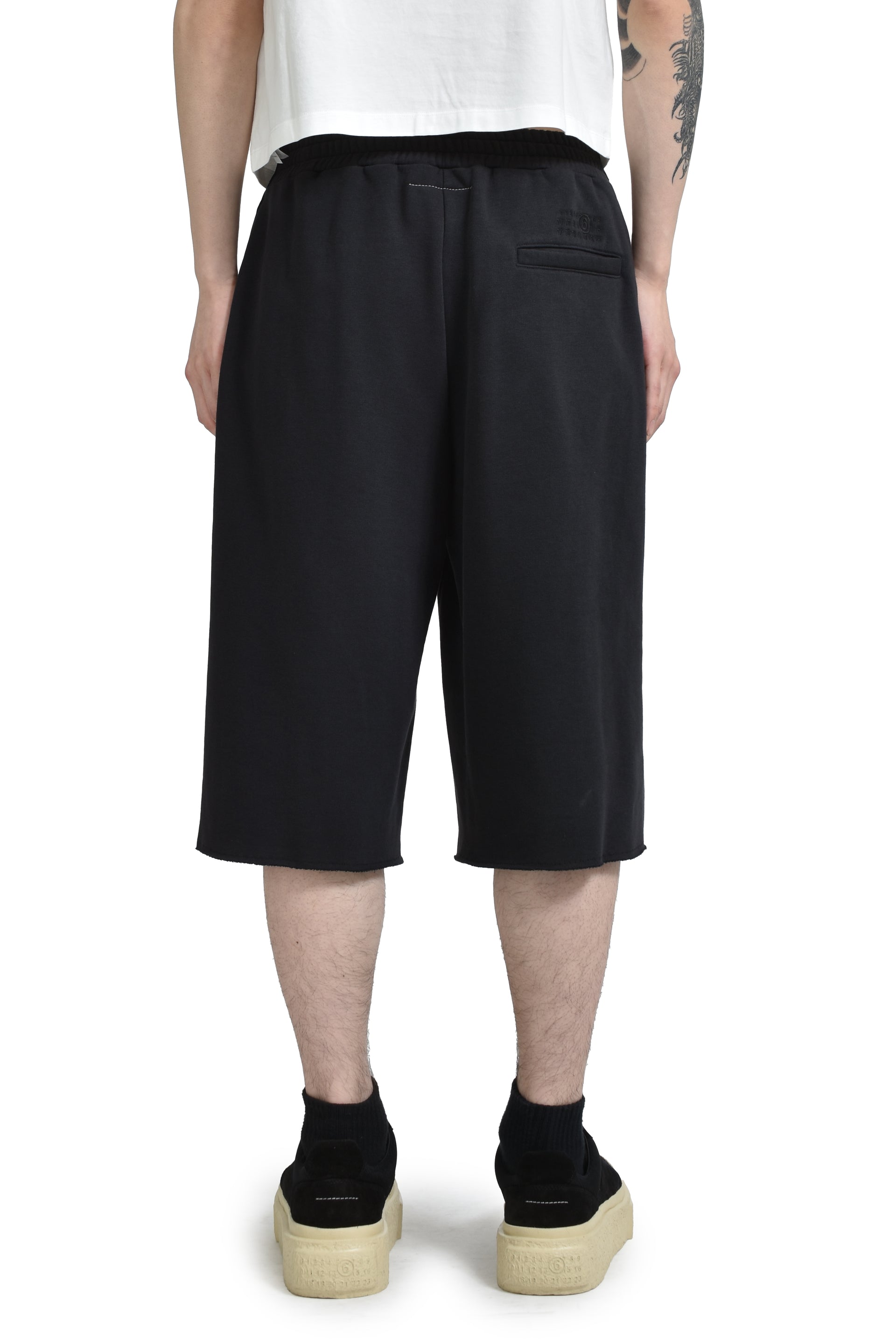 MM6 Maison Margiela SHORTS / BLK