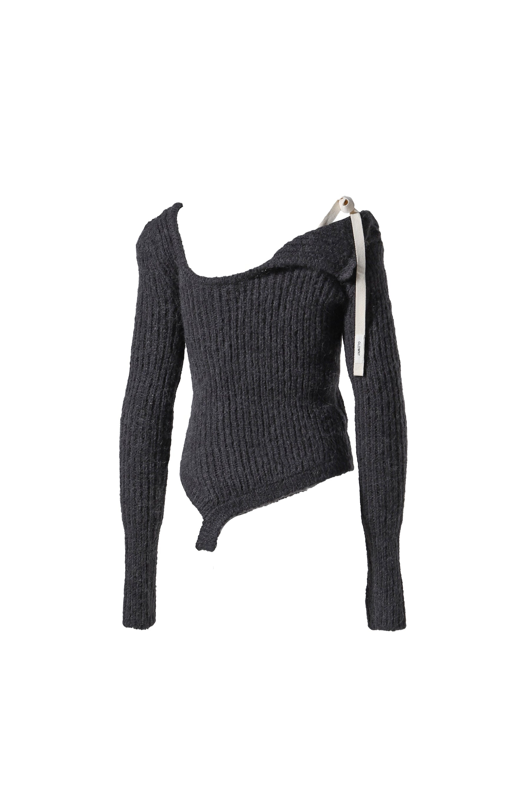 ISA ASYMMETRICAL KNIT TOP / BLK