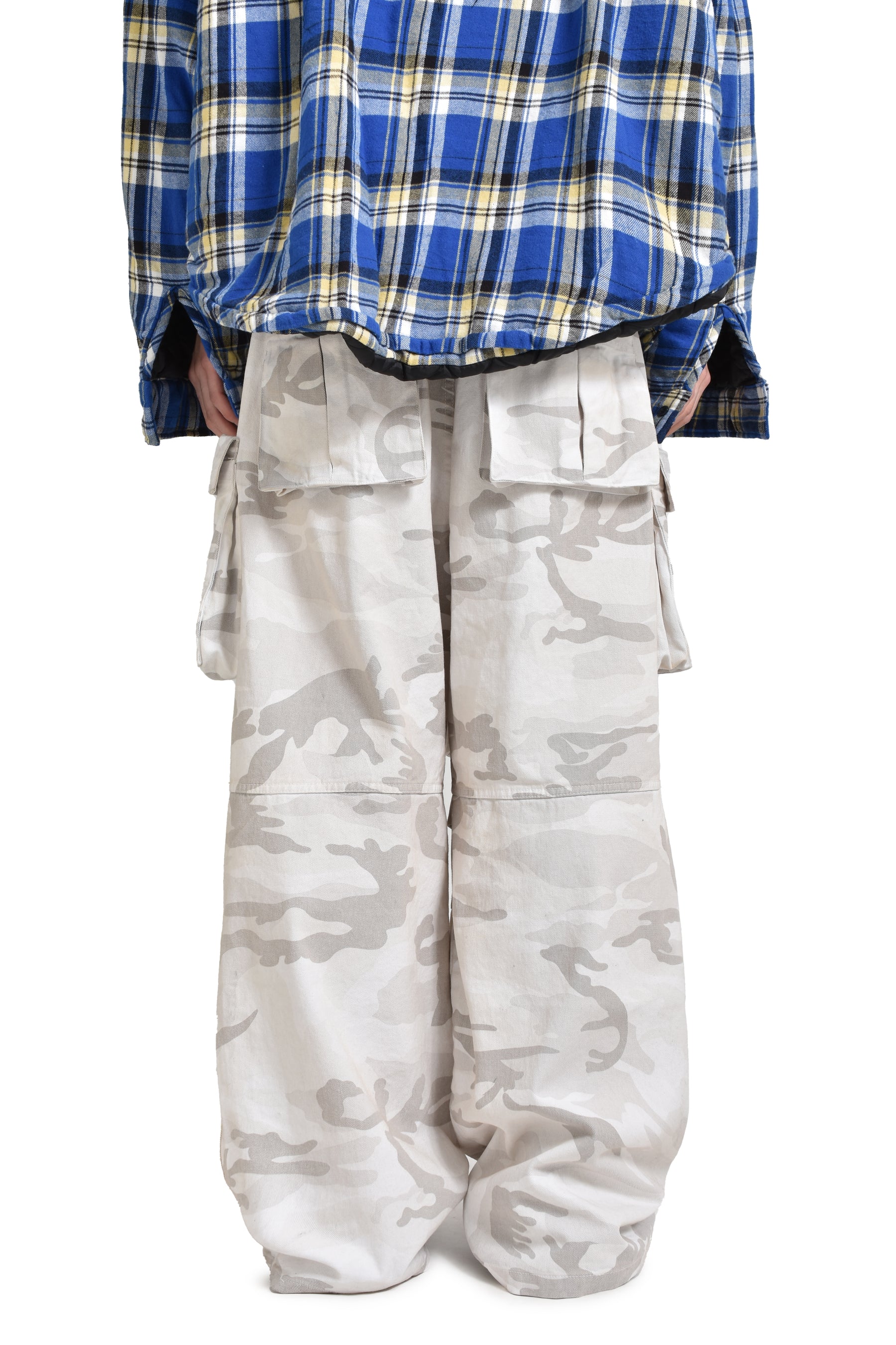 WHITE CAMO CARGO PANTS / WHT CAMO