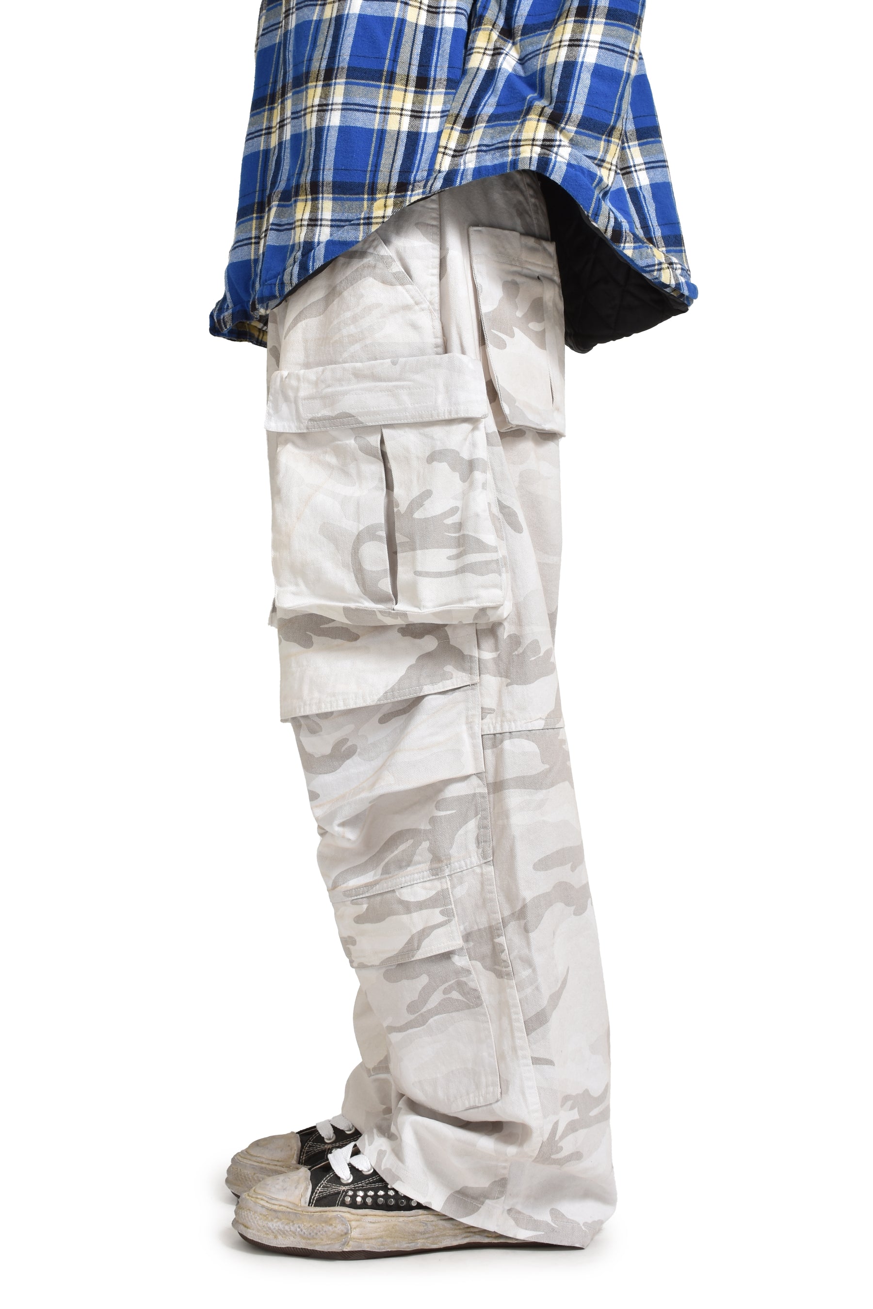 WHITE CAMO CARGO PANTS / WHT CAMO