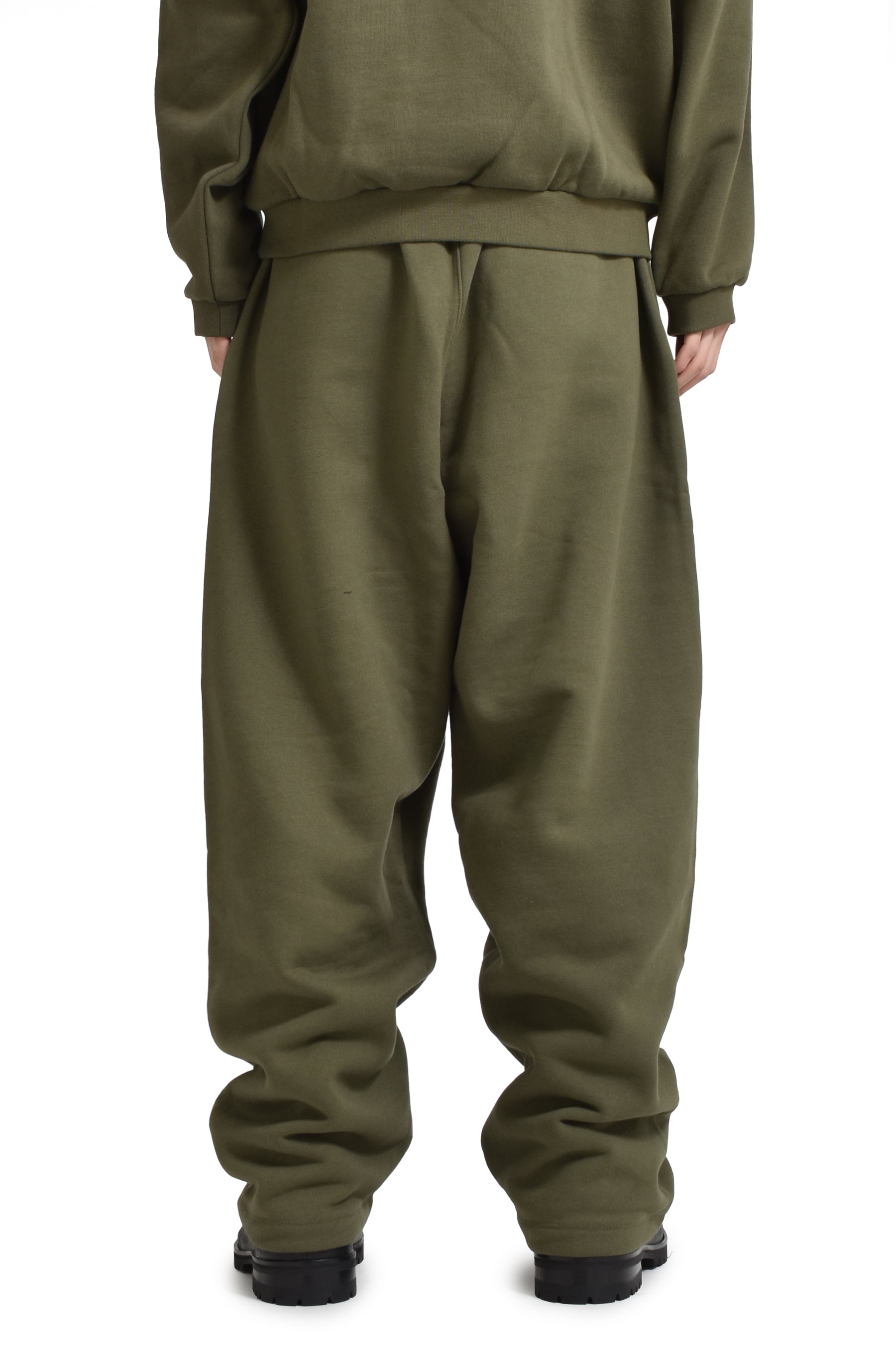 FLEECE RELAXED SWEATPANT / MILITARY