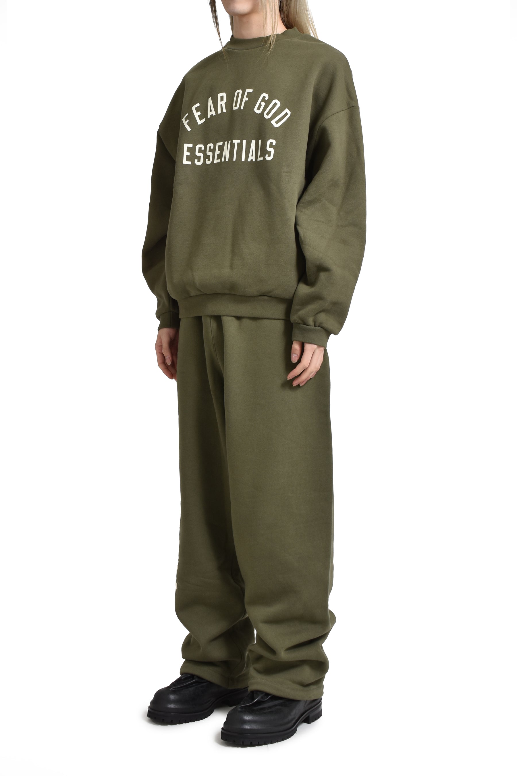 FLEECE RELAXED SWEATPANT / MILITARY