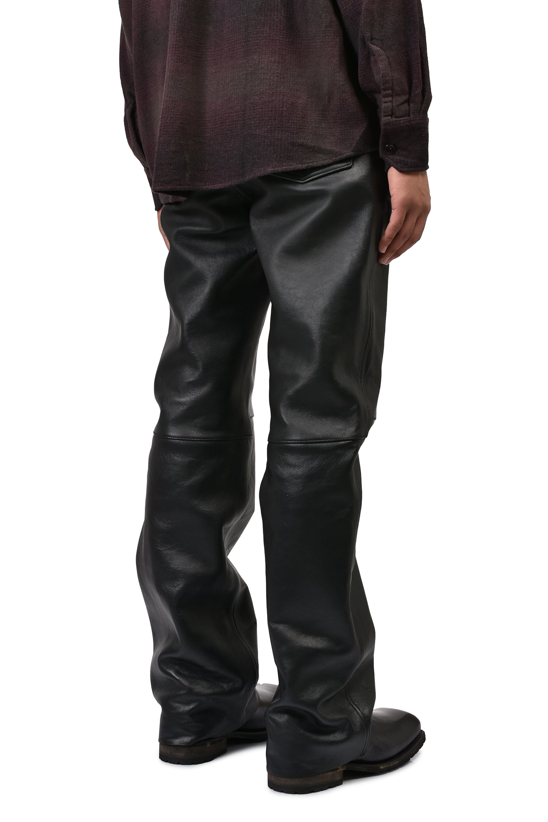 CARLSON CUT / BLK
