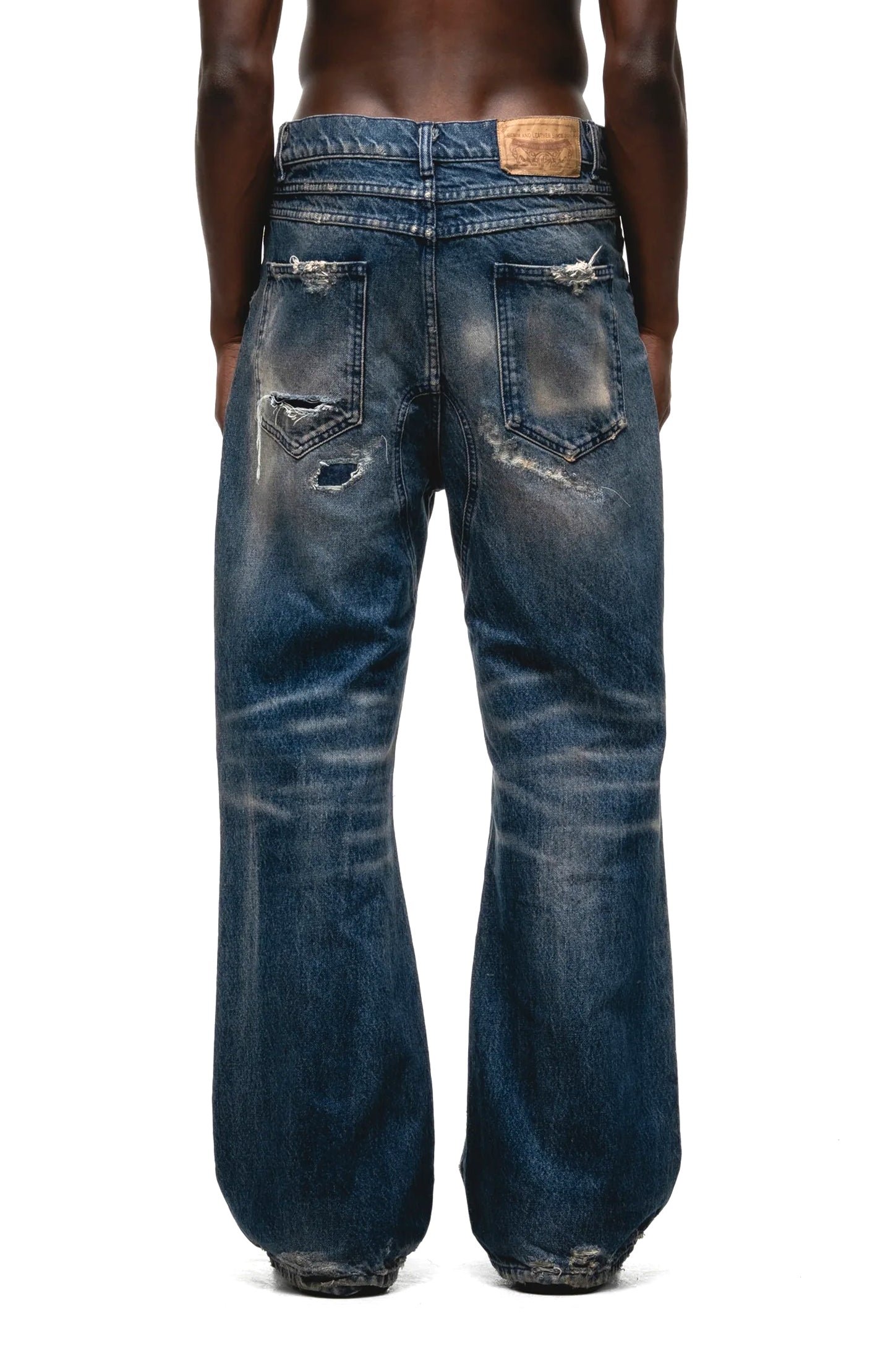 ITALY MARSEILLE BOOT CUT / D.IND