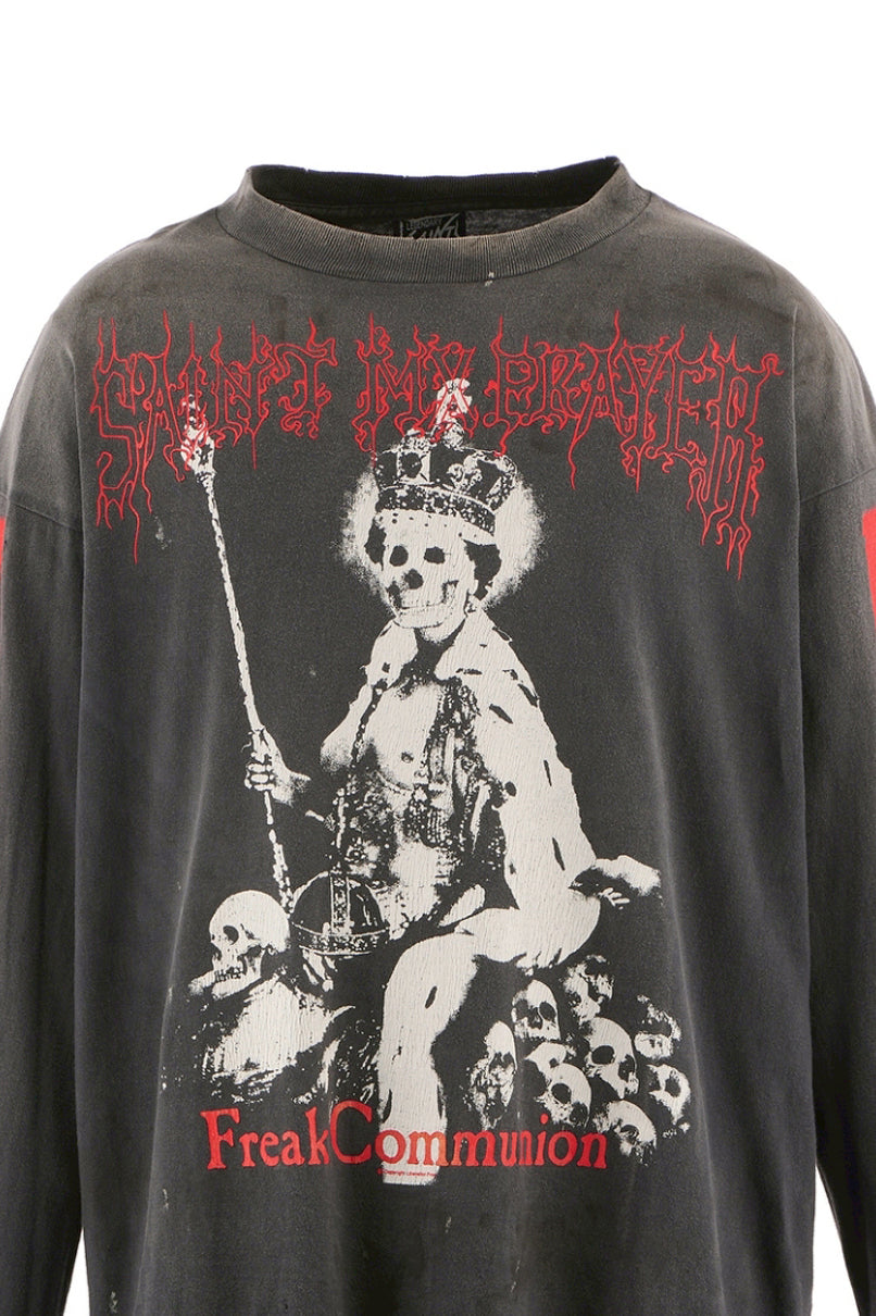 LS TEE/SAINT IS A KISS / BLK