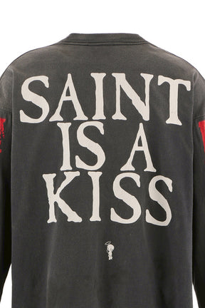 LS TEE/SAINT IS A KISS / BLK