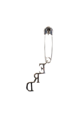 ERD CHARM SAFETY PIN EARRING / SIL