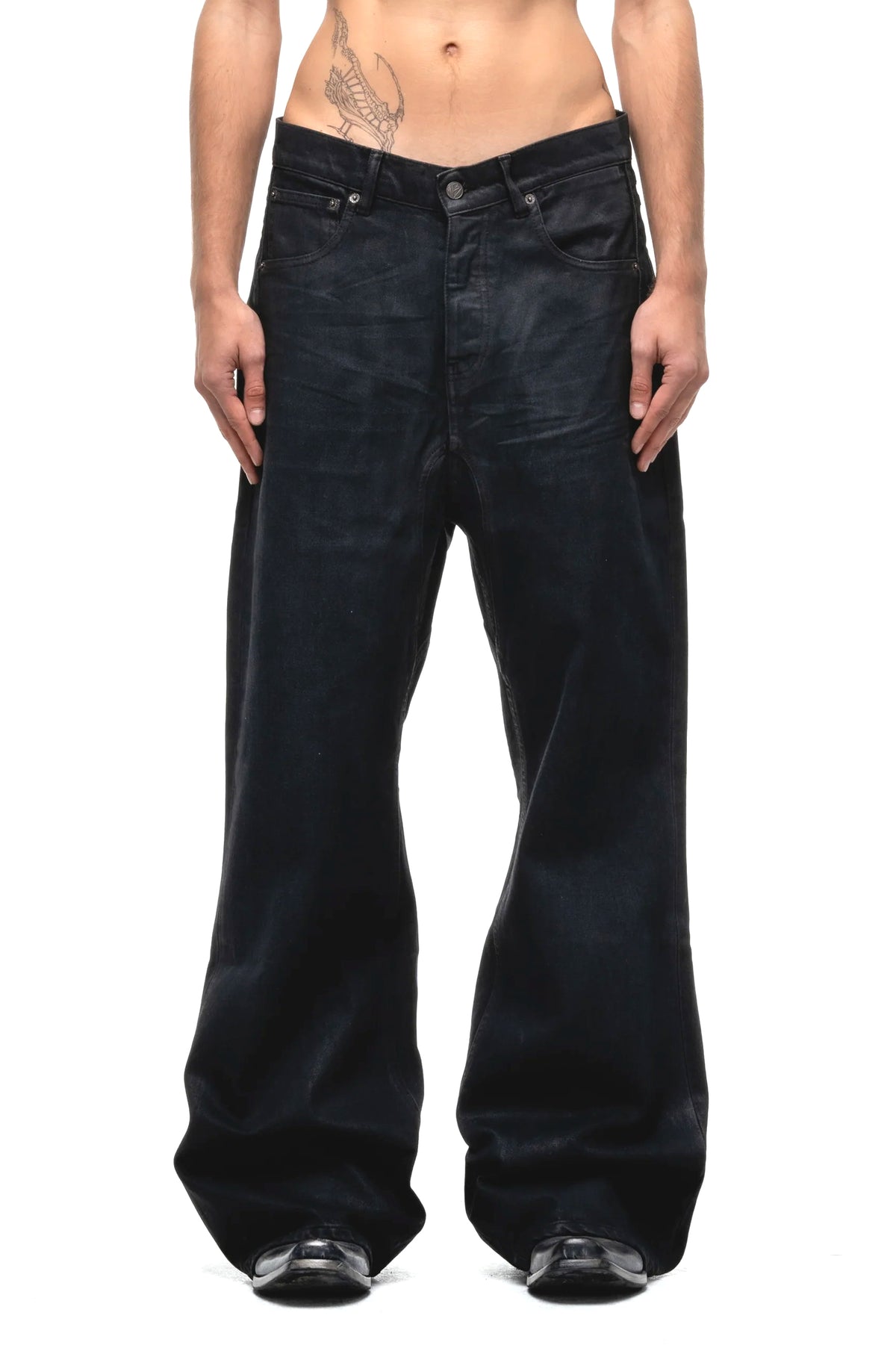 FLARED FIT WAXED DENIM / BLK