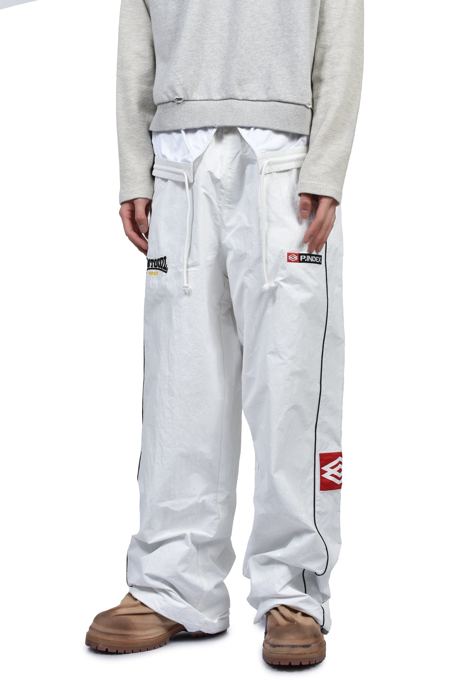 FOLDED TRACK PANTS / WHT