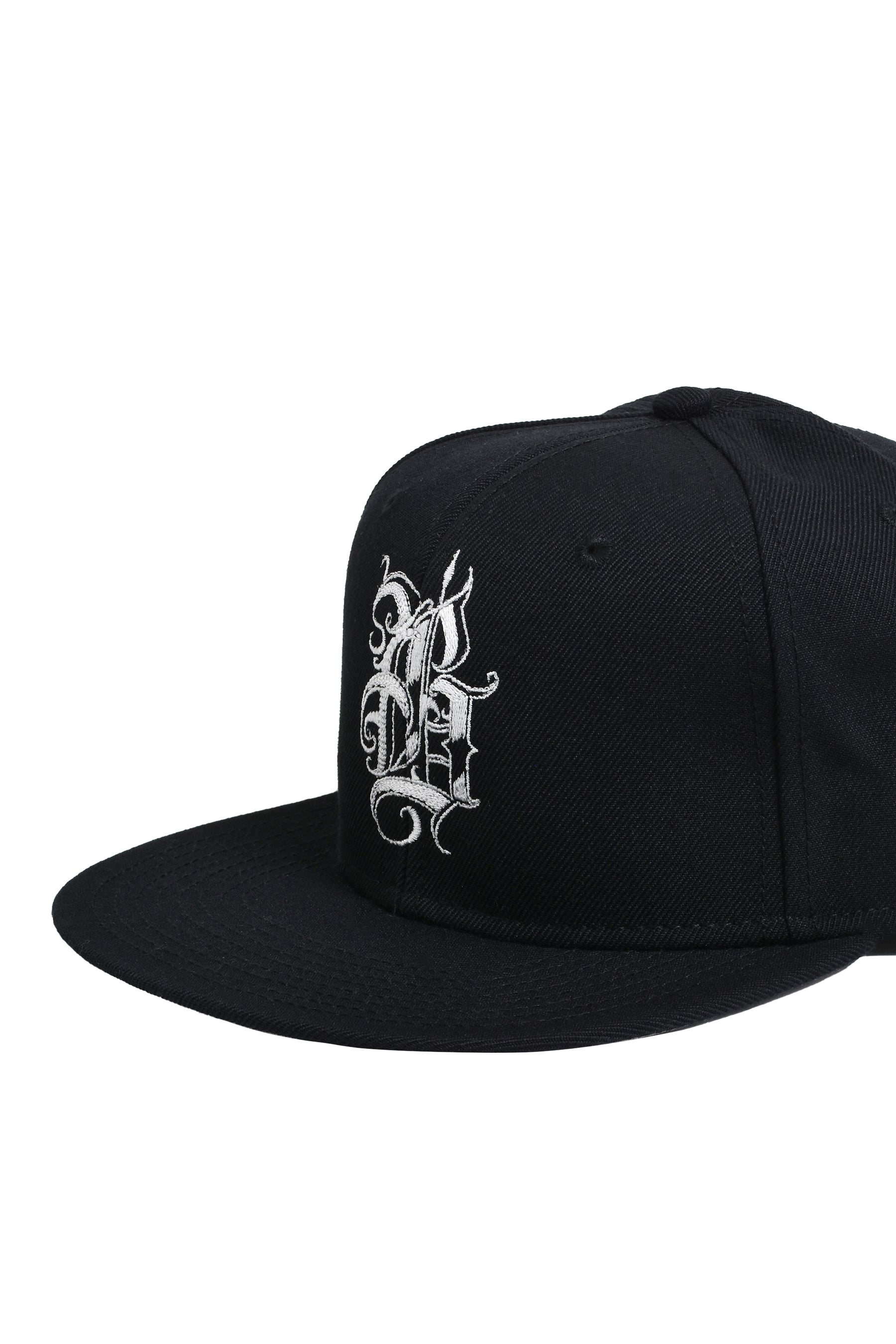 BLACK LETTER LOGO CAP / BLK