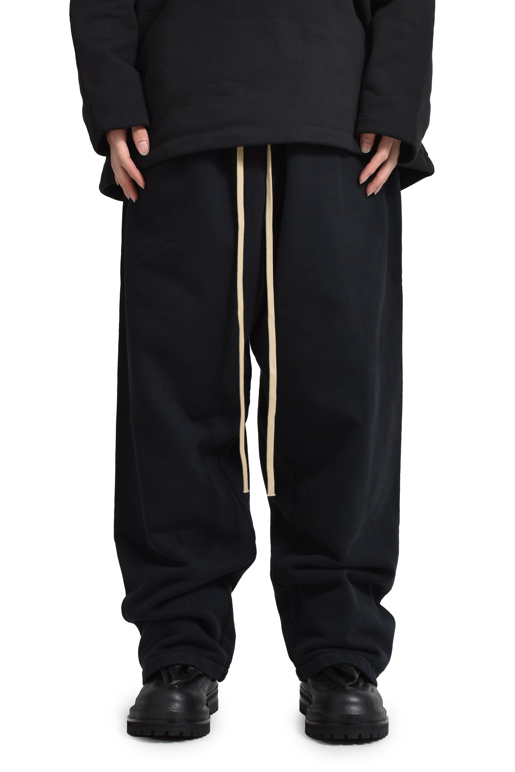 HEAVY FLEECE RELAXED SWEATPANT / BLK