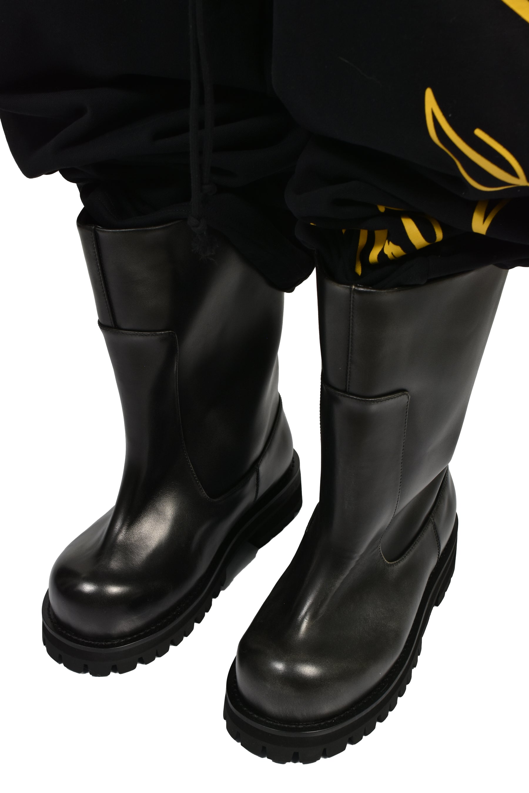 DISTRESSED SHAFT BOOTS / BLK