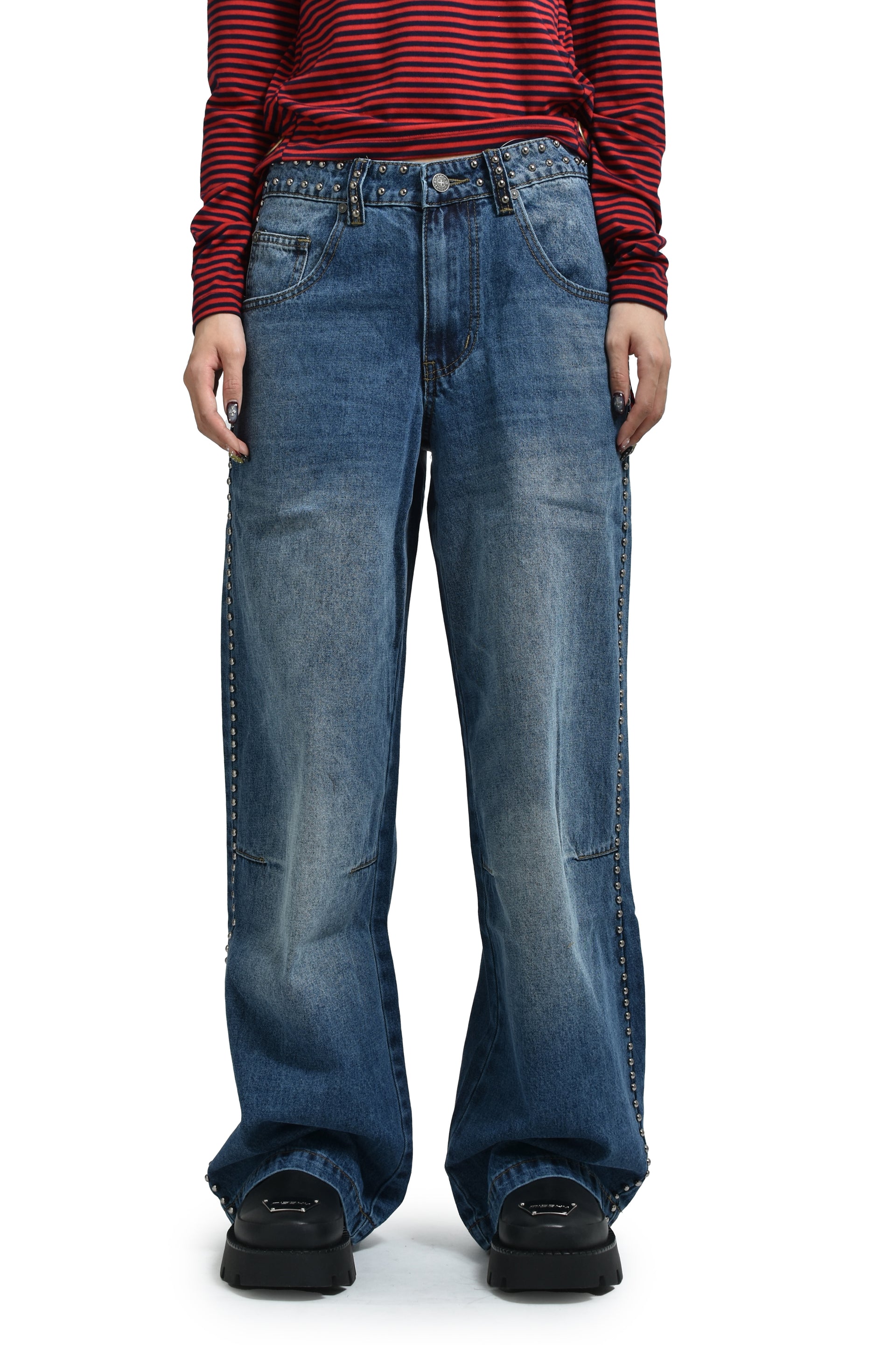 NAILED STUDDED COLOSSUS JEANS IN VINTAGE BLUE WASH / BLU
