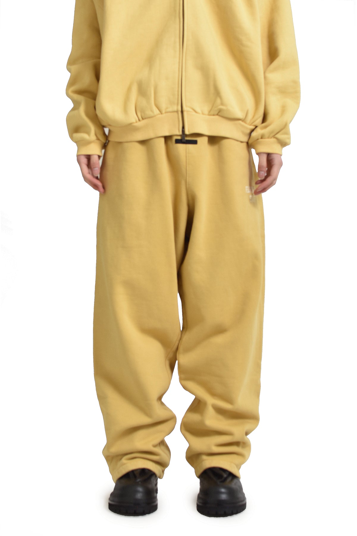 HEAVY FLEECE RELAXED SWEATPANT / AMBER