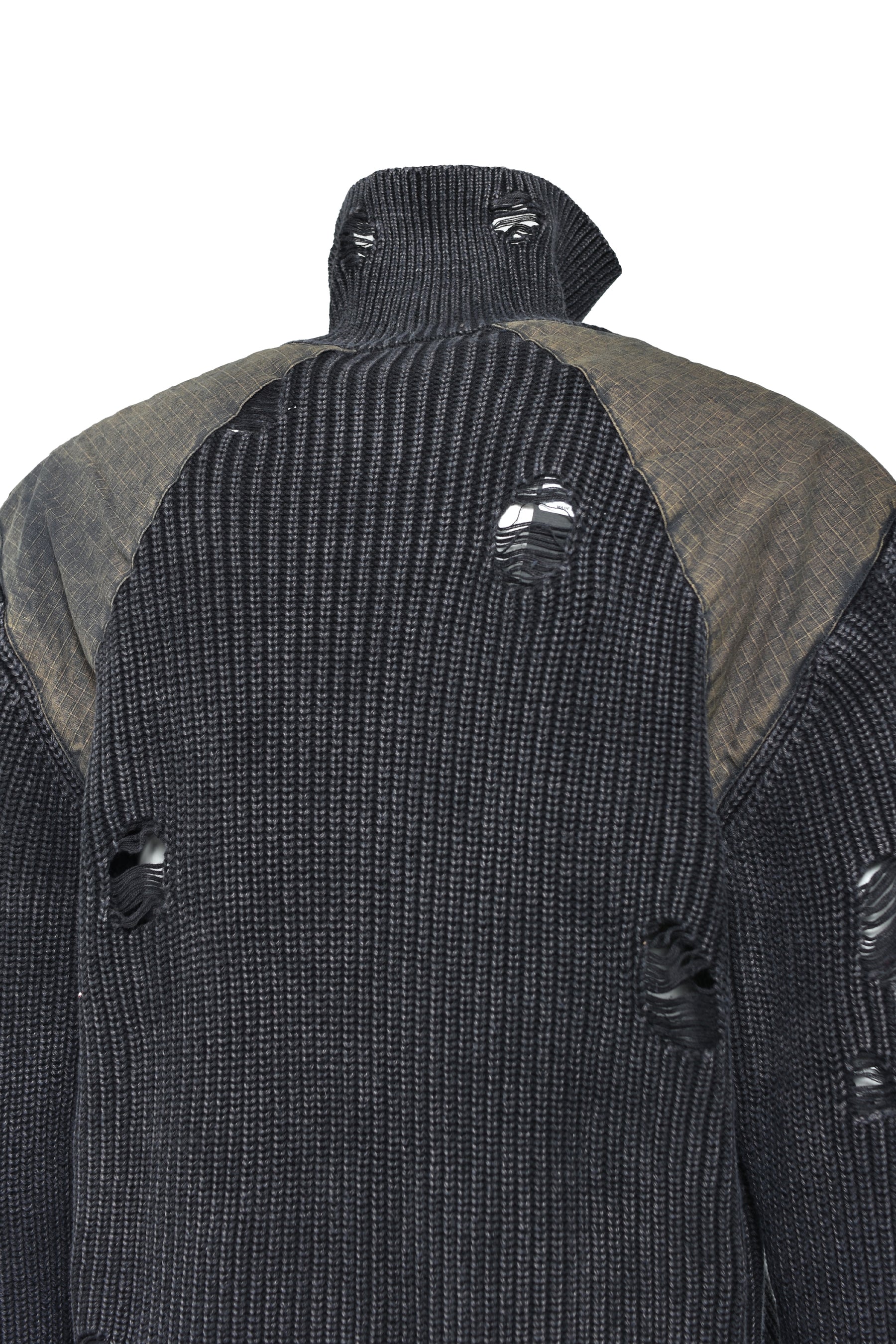 OVERDIE DAMAGE ZIP KNIT / BLACK 
