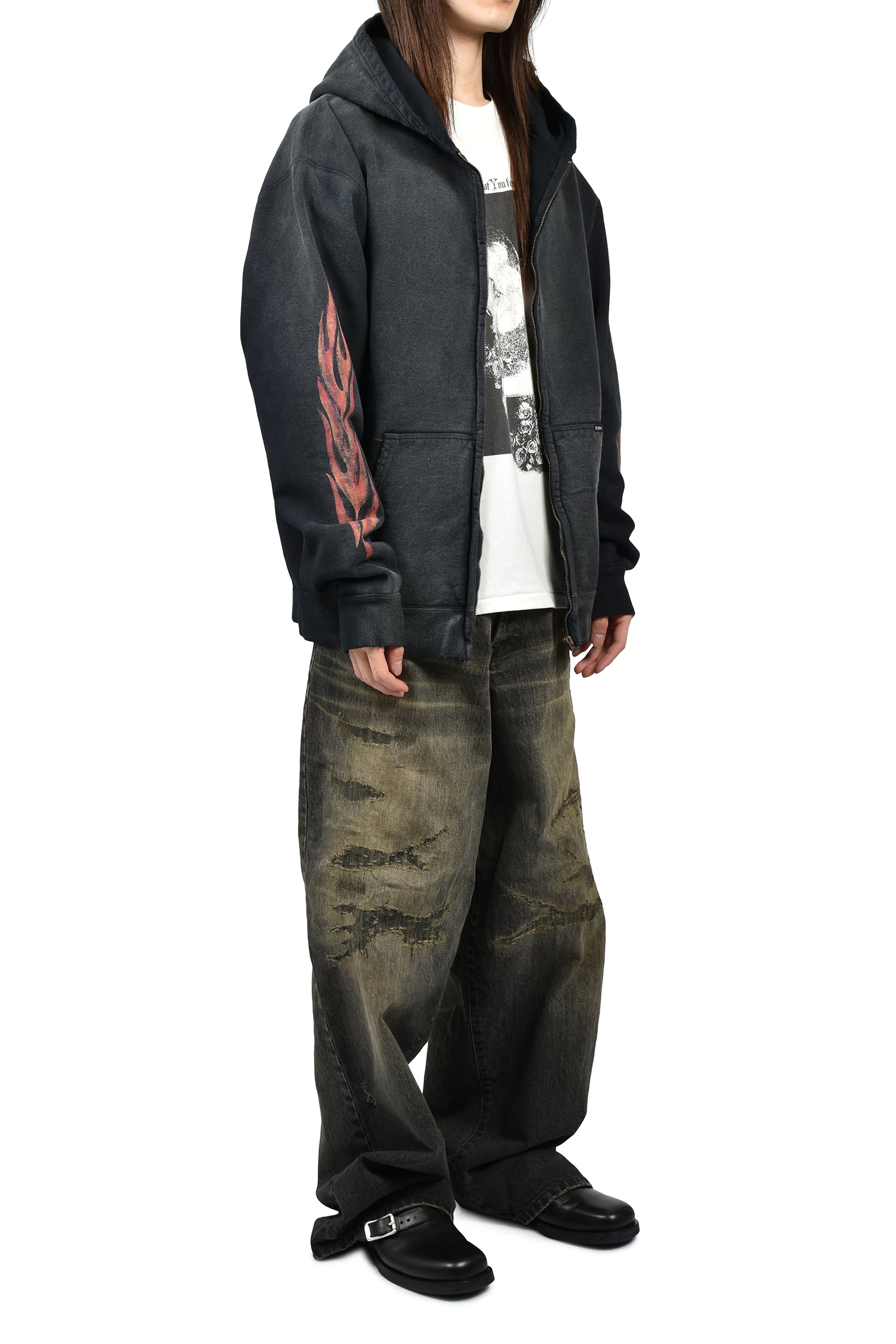 “CRAYON FLAME KMY” ZIP HOODIE / BLK