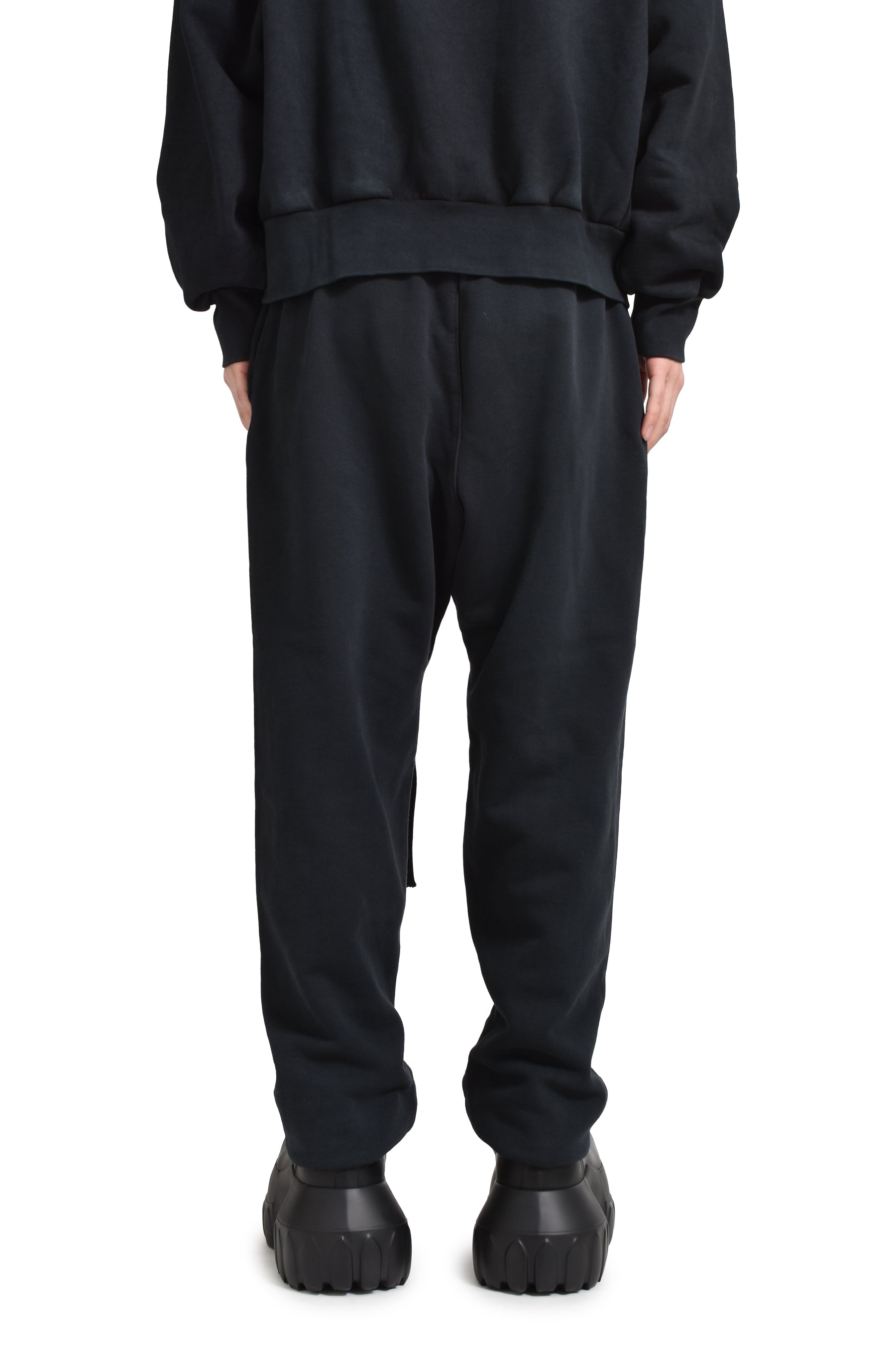 HEAVY FLEECE ESSENTIAL SWEATPANT / BLK