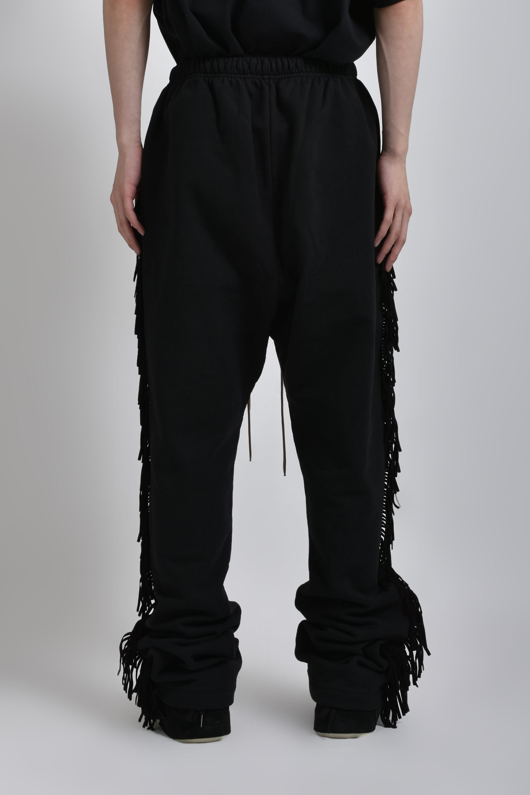 FRINGE SWEATPANT / BLK