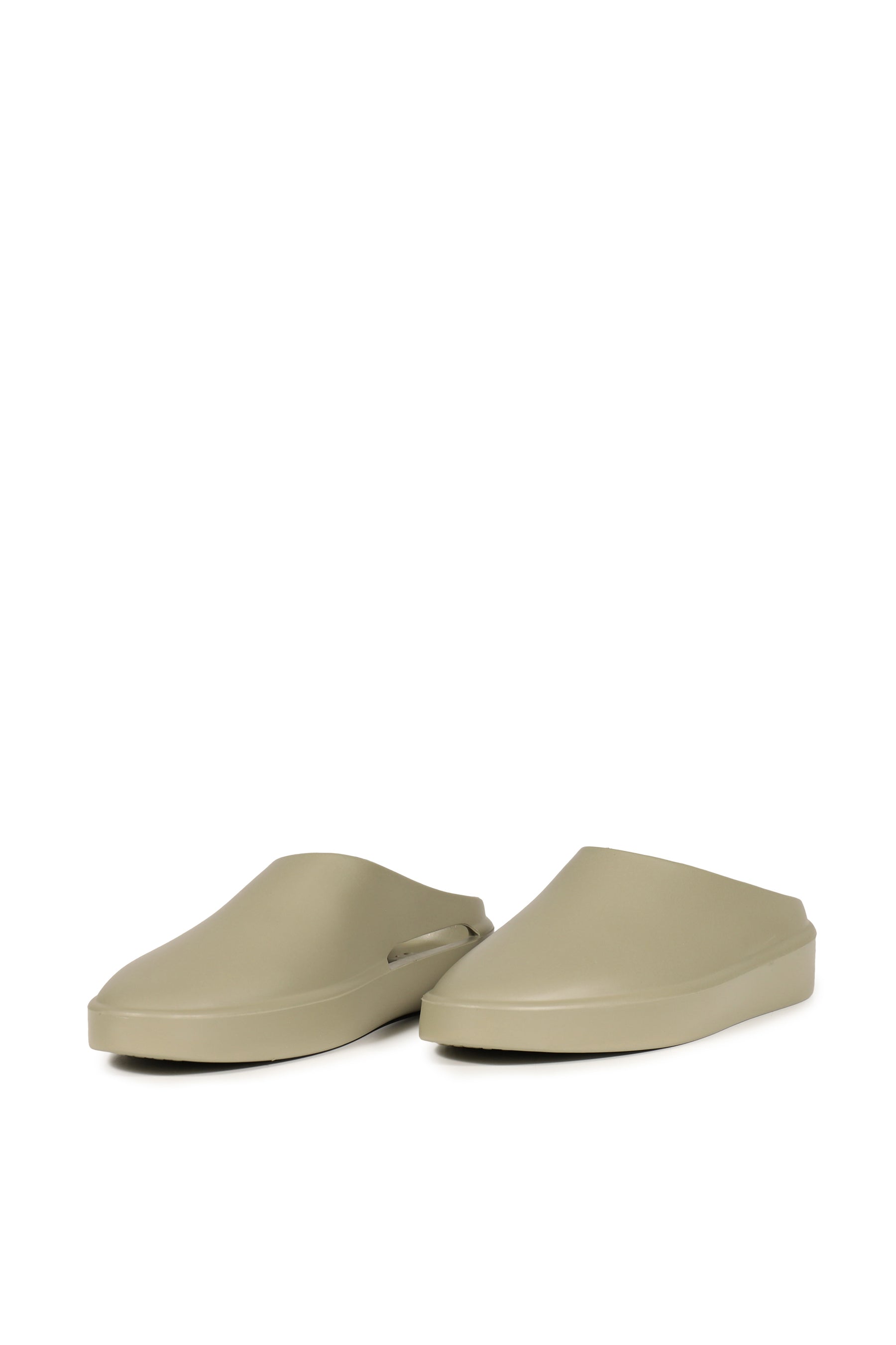 ESSENTIALS CALIFORNIA 1.0 / CLAY