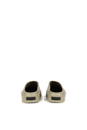 ESSENTIALS CALIFORNIA 1.0 / CLAY