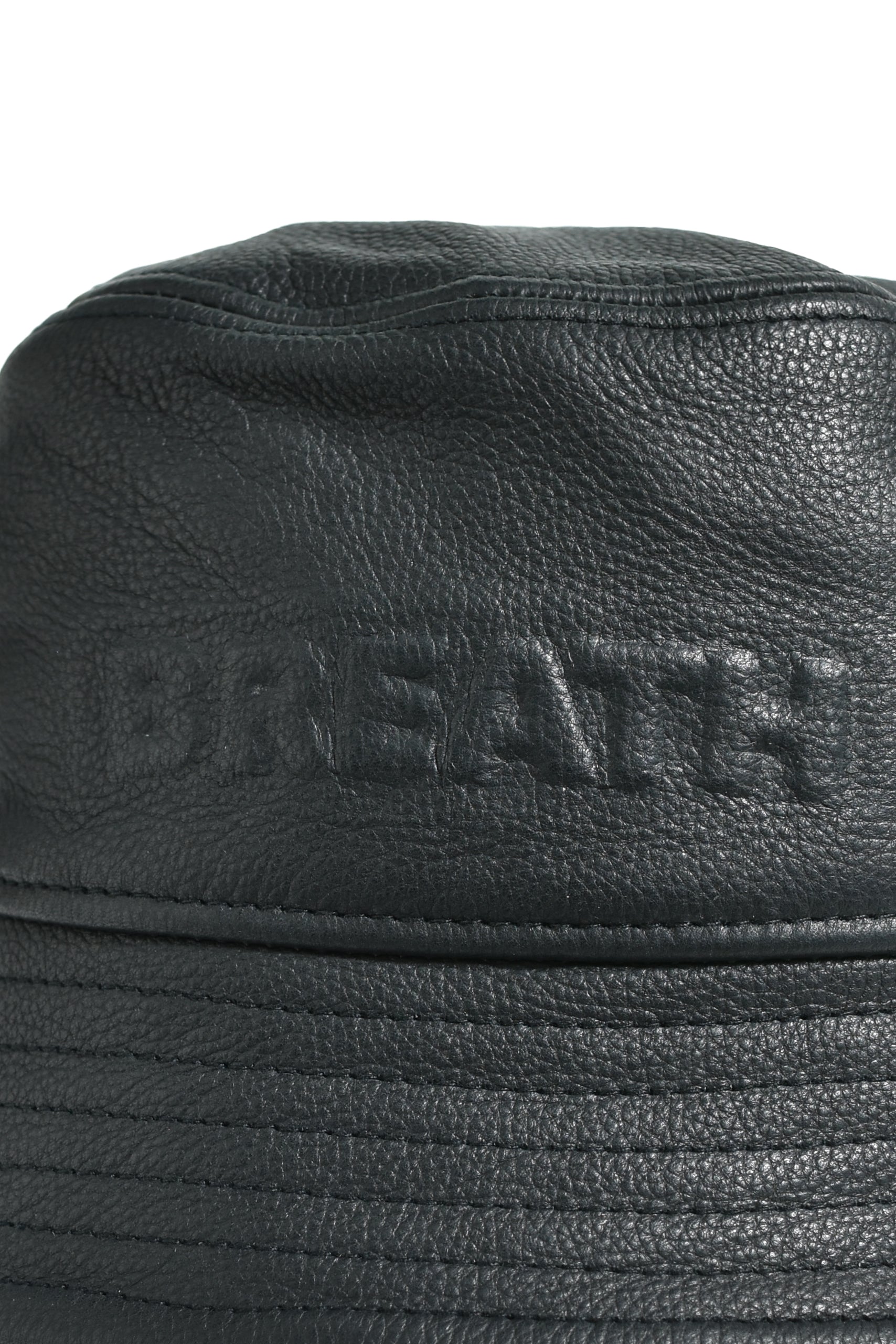 EMBOSS LEATHER HAT / BLACK 