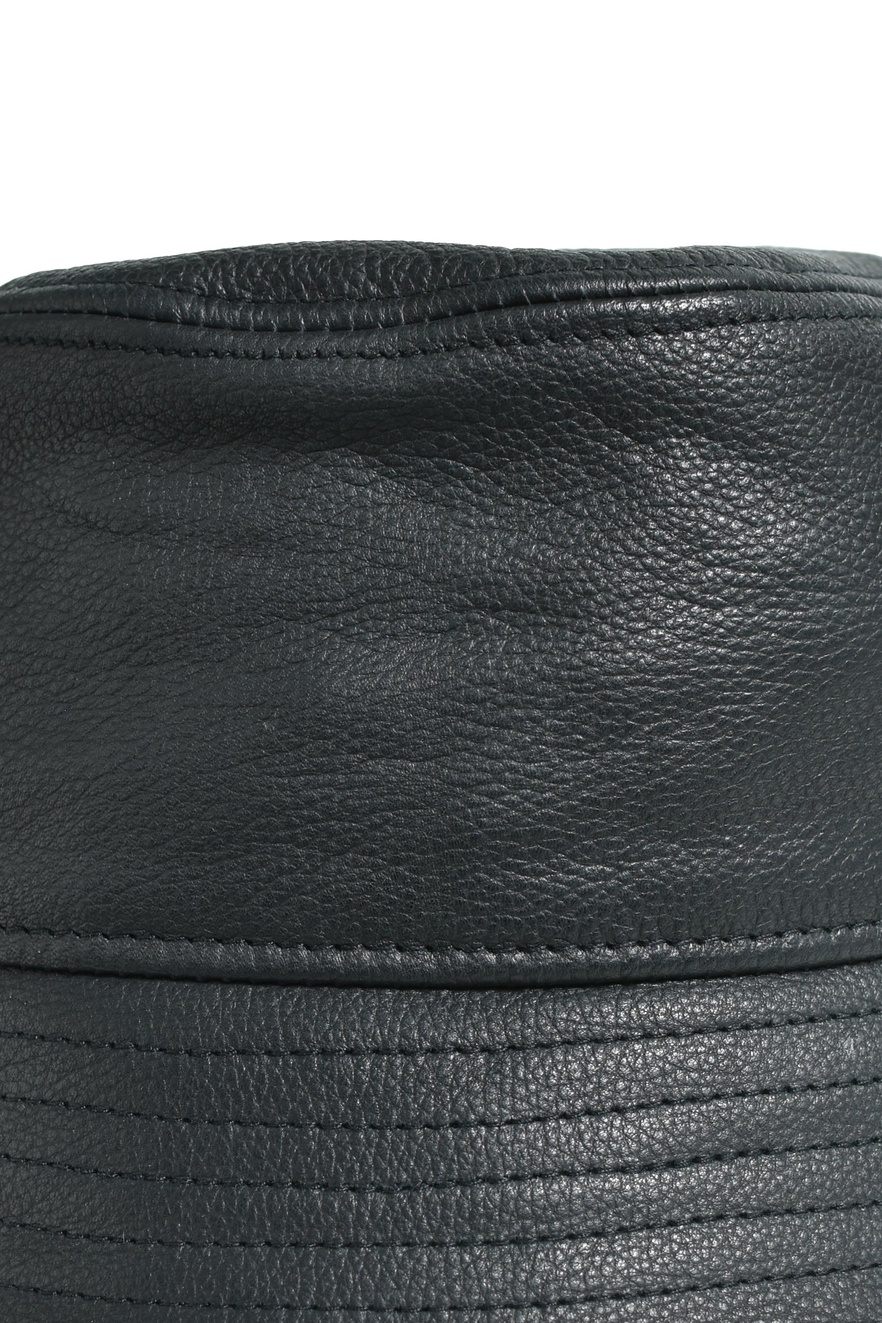 EMBOSS LEATHER HAT / BLACK 