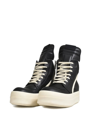 MEGA BUMPER GEOBASKET / BLACK/MILK/MILK