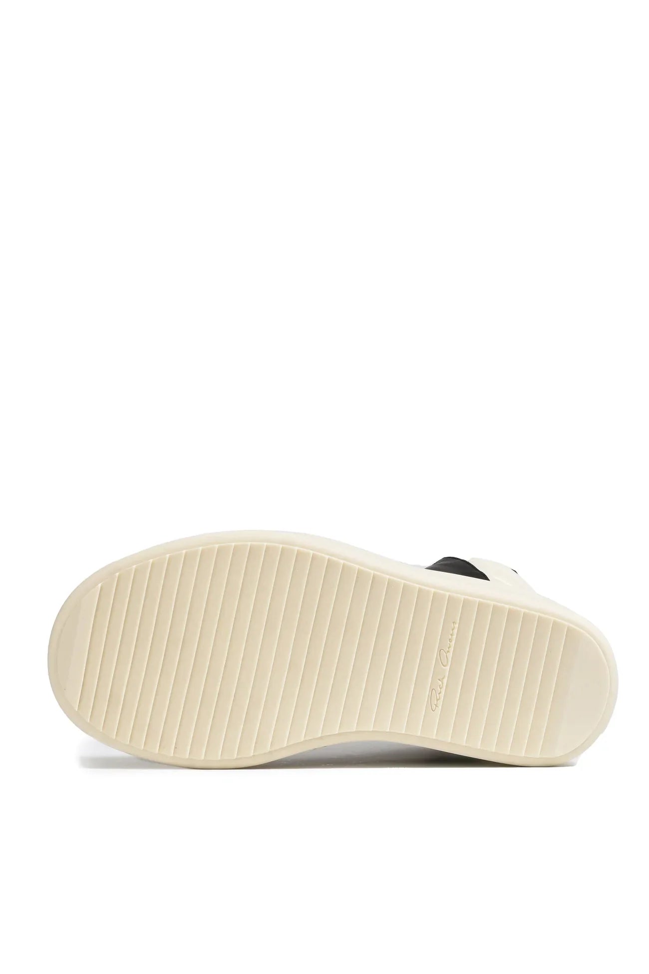 MEGA BUMPER GEOBASKET / BLACK/MILK/MILK