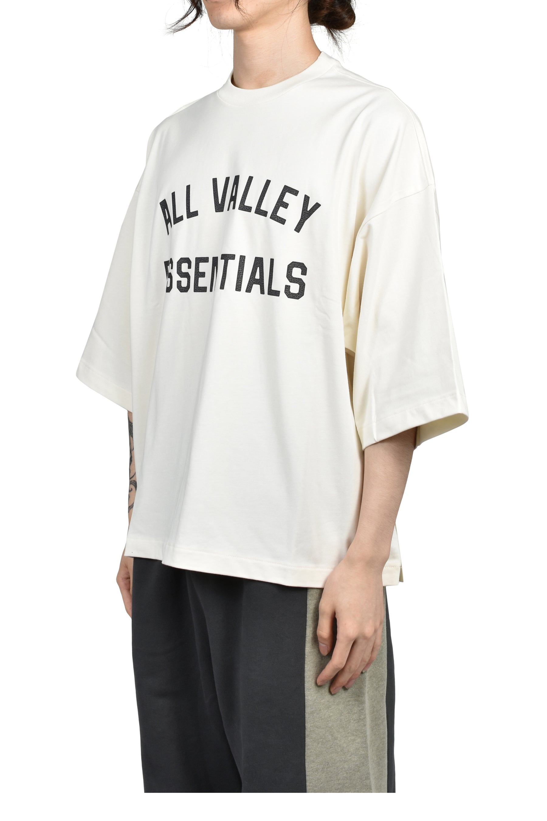 MERCH TEE / IVORY