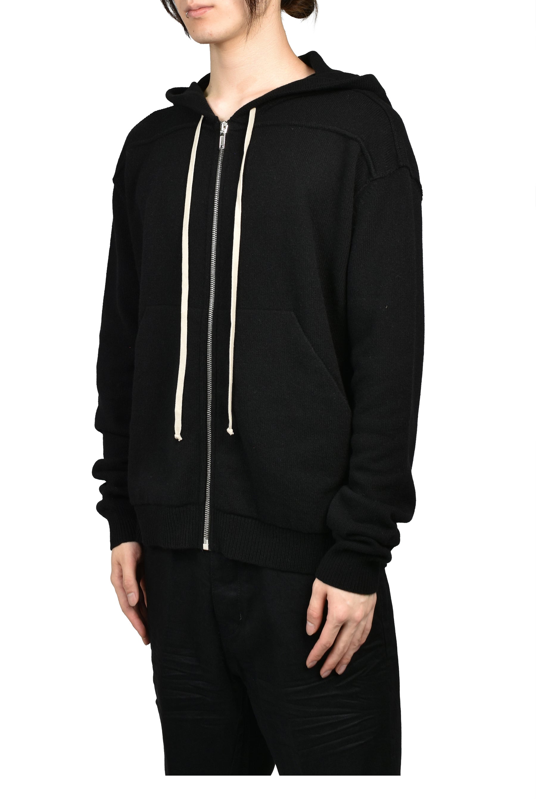 ZIPPED HOODIE / BLACK 