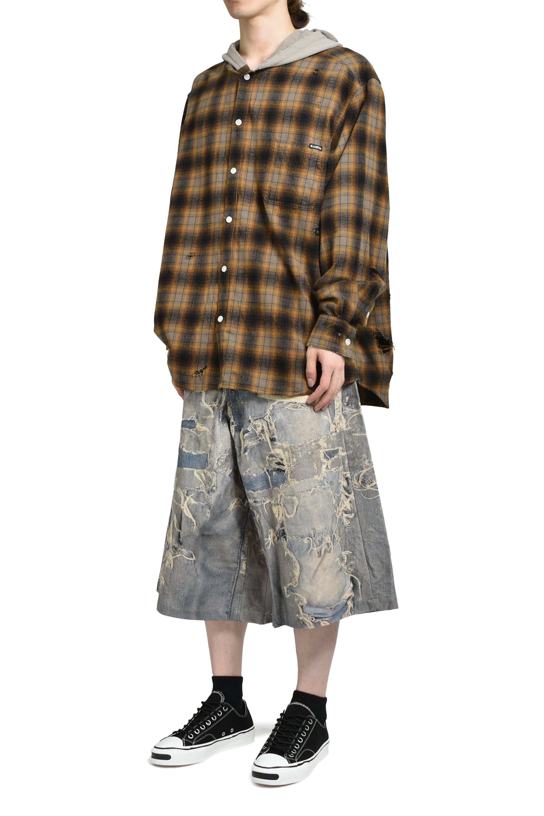 TROMPE-L'OEIL PRINT BERMUDA SHORTS / IND