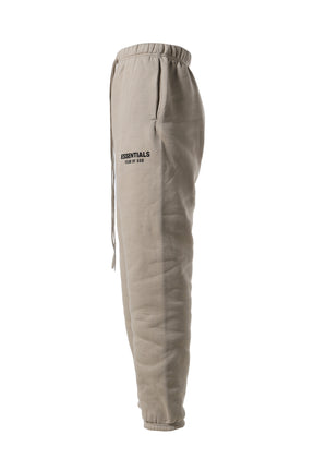 FLEECE ESSENTIAL SWEATPANT / DESERT SAND