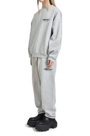 FLEECE ESSENTIAL SWEATPANT / LT. HEATHER GRY