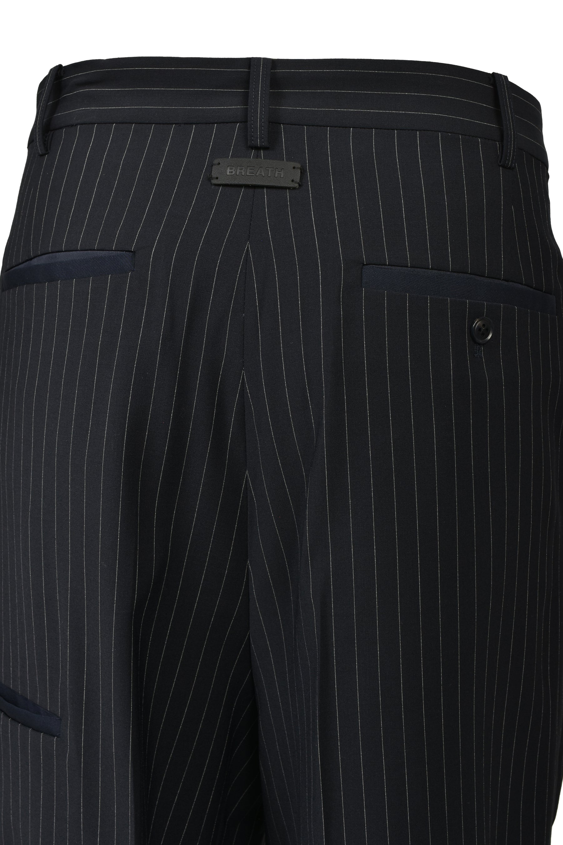 TUCK WIDE SHORTS / NAVY STRIPE