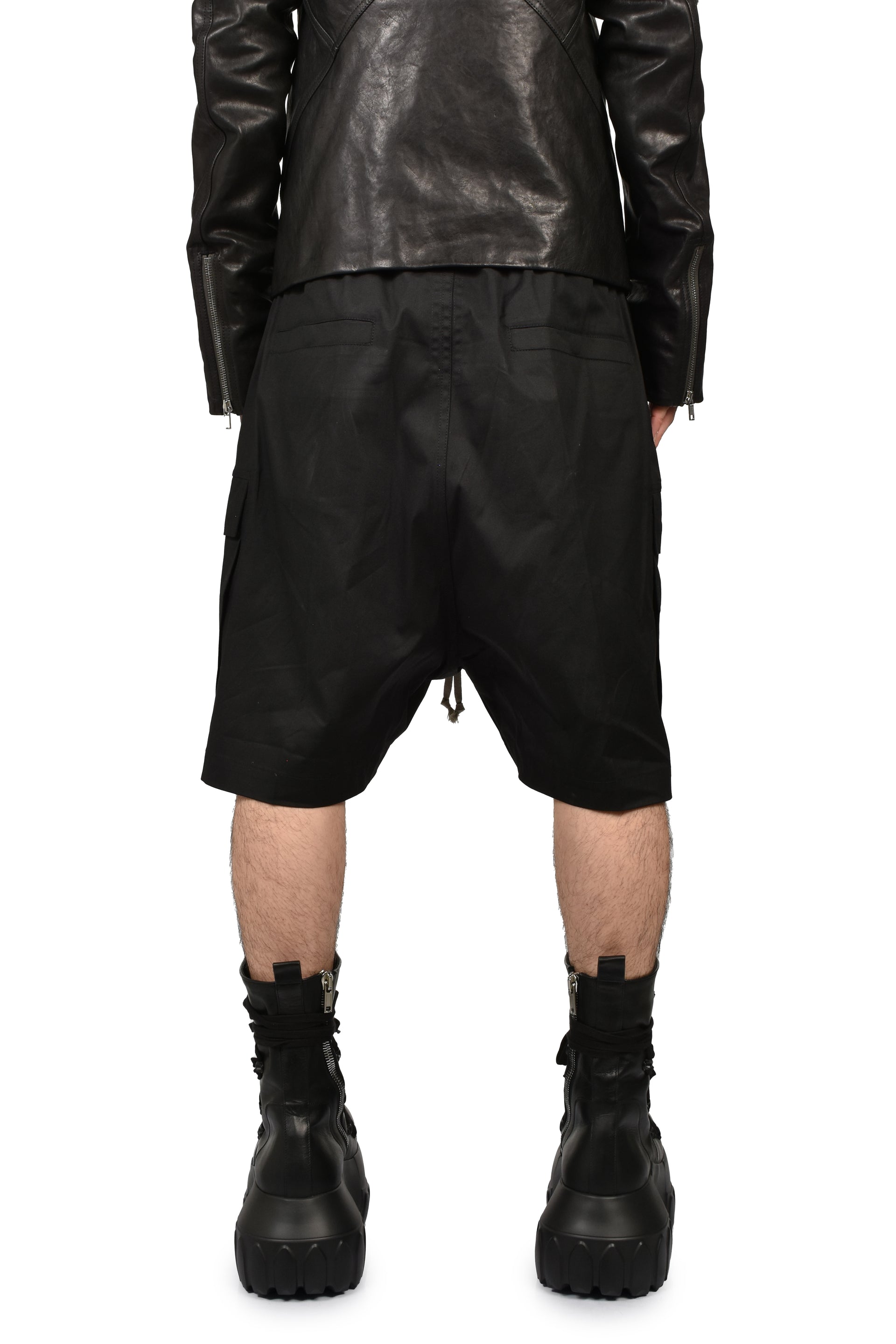 CARGOBELA SHORTS / BLK