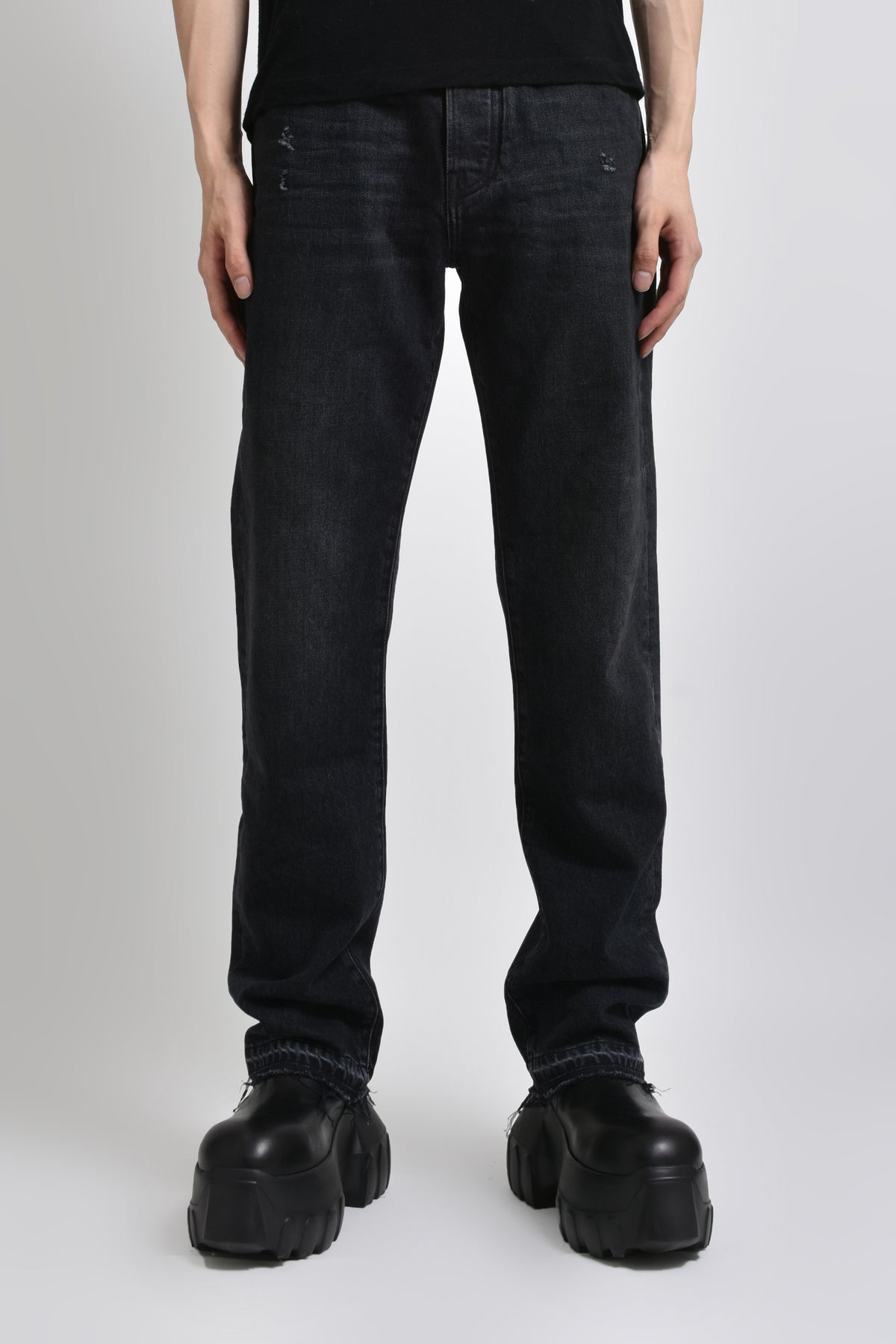 RELEASED HEM STRAIGHT JEAN / Vintage BLK