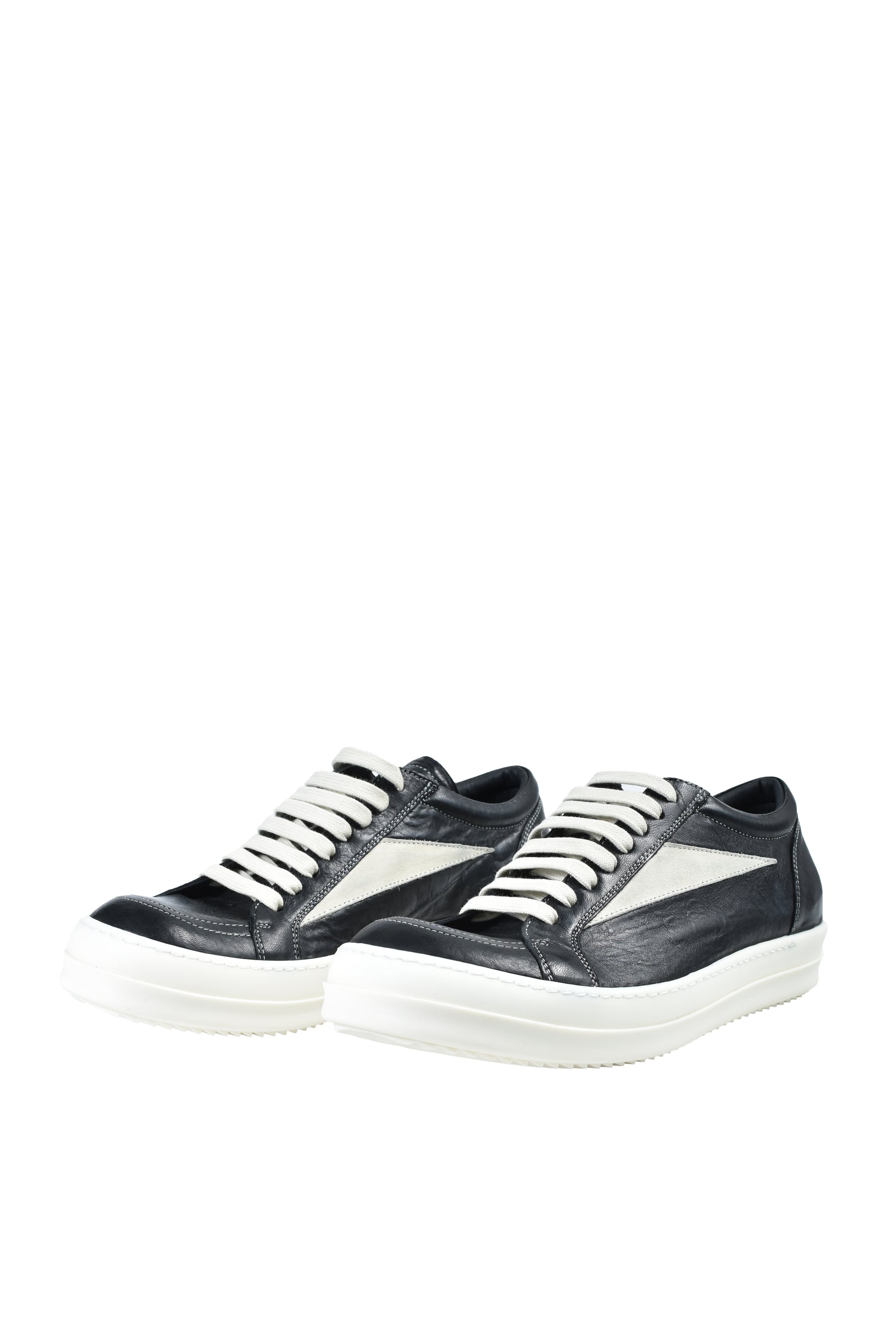 VINTAGE SNEAKS / BLACK/MILK/MILK