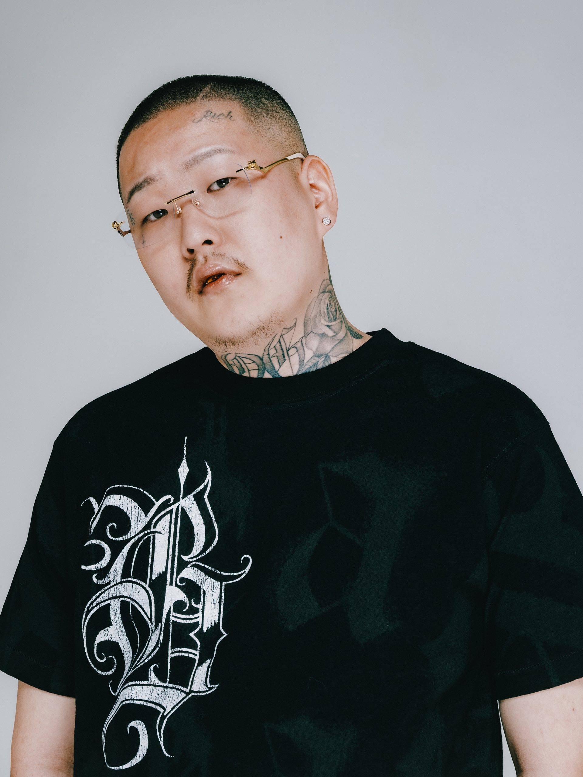 BREATH SUICIDE BLACK LETTERD LOGO TEE / BLK