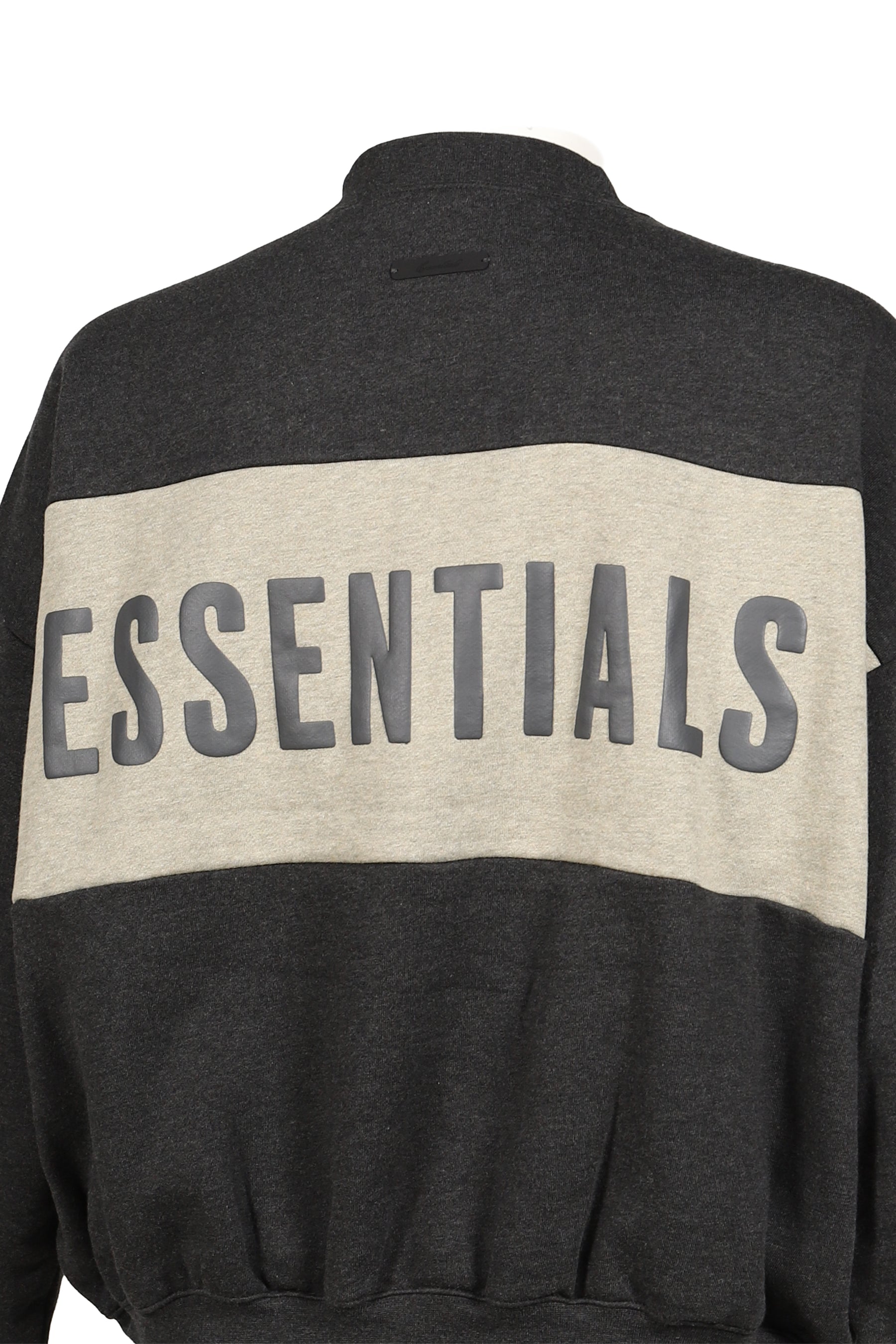 CROPPED RELAXED PANELLED SWEATSHIRT / IRON GRY HEATHER / SEAL HEATHER
