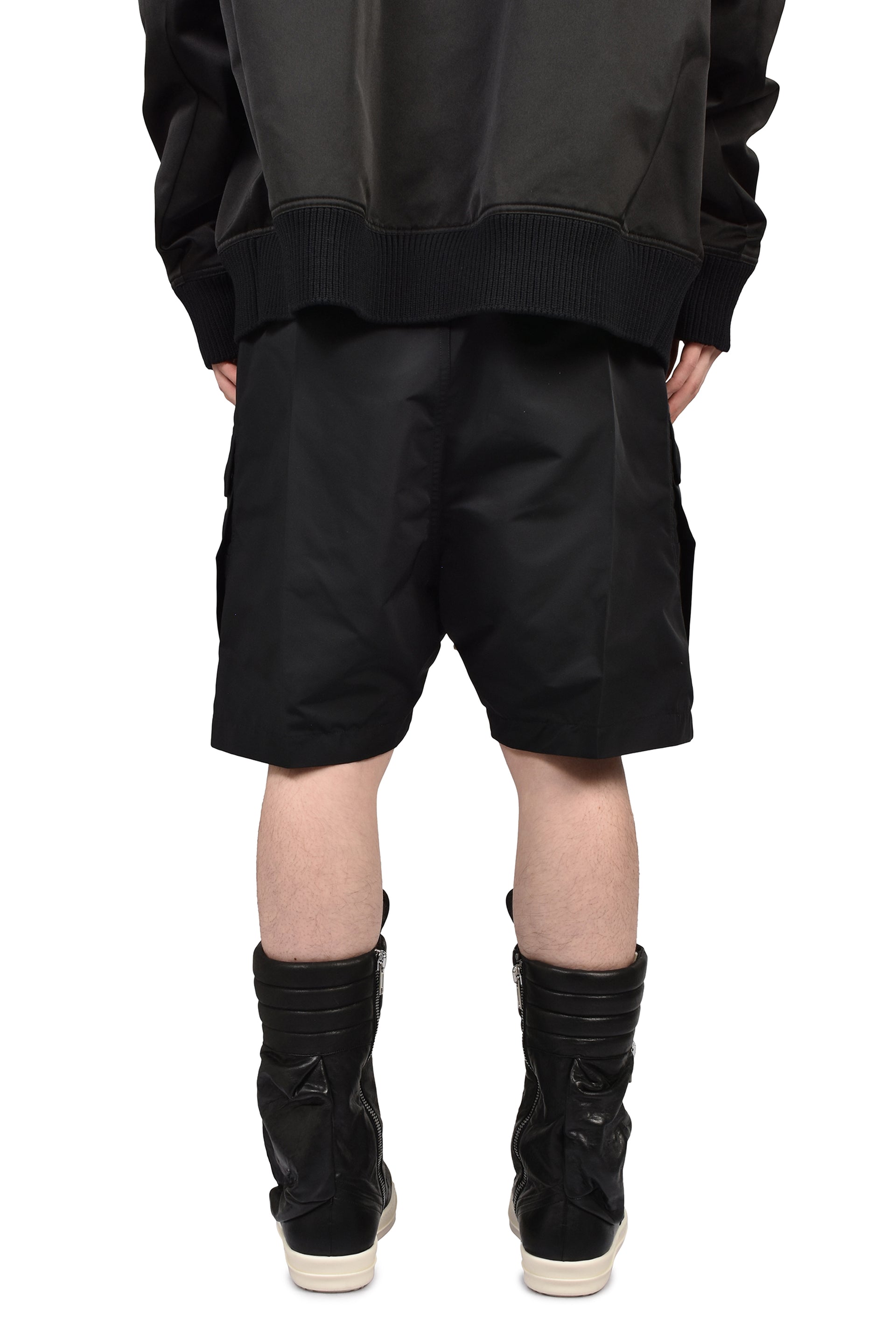CARGOBELA SHORTS / BLK