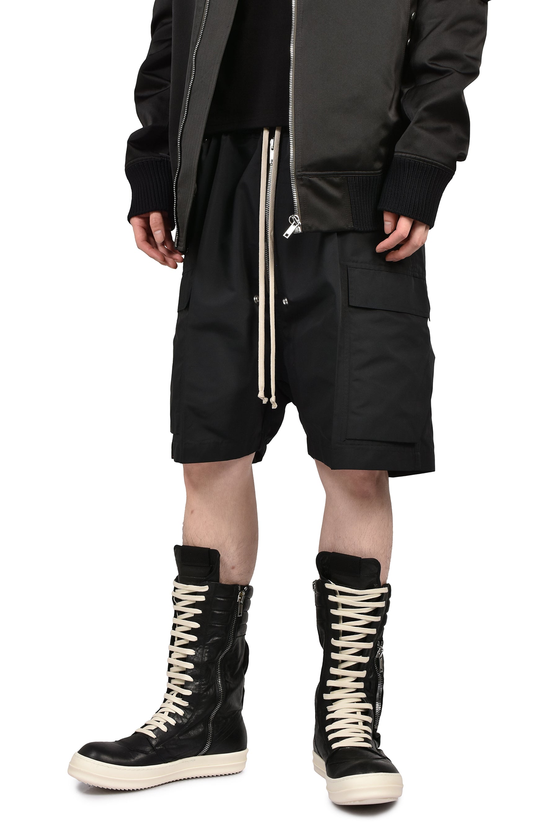 CARGOBELA SHORTS / BLK