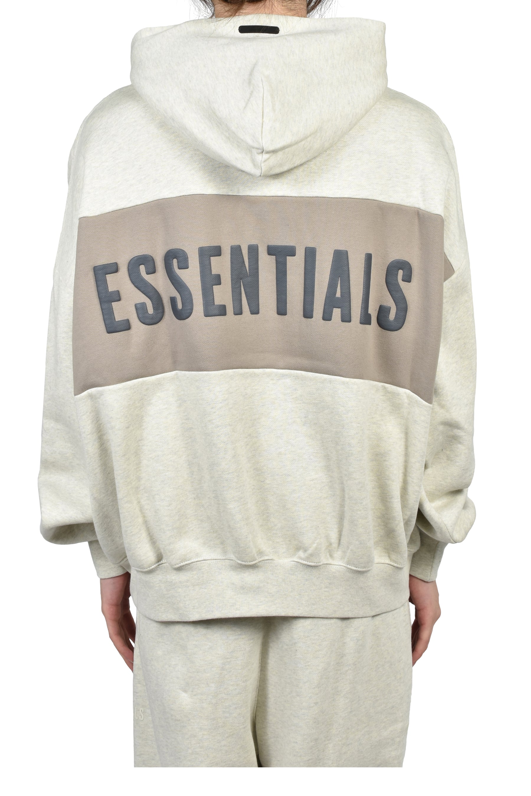 CROPPED RELAXED PANELLED HOODIE / VANILLA HEATHER / SEAL