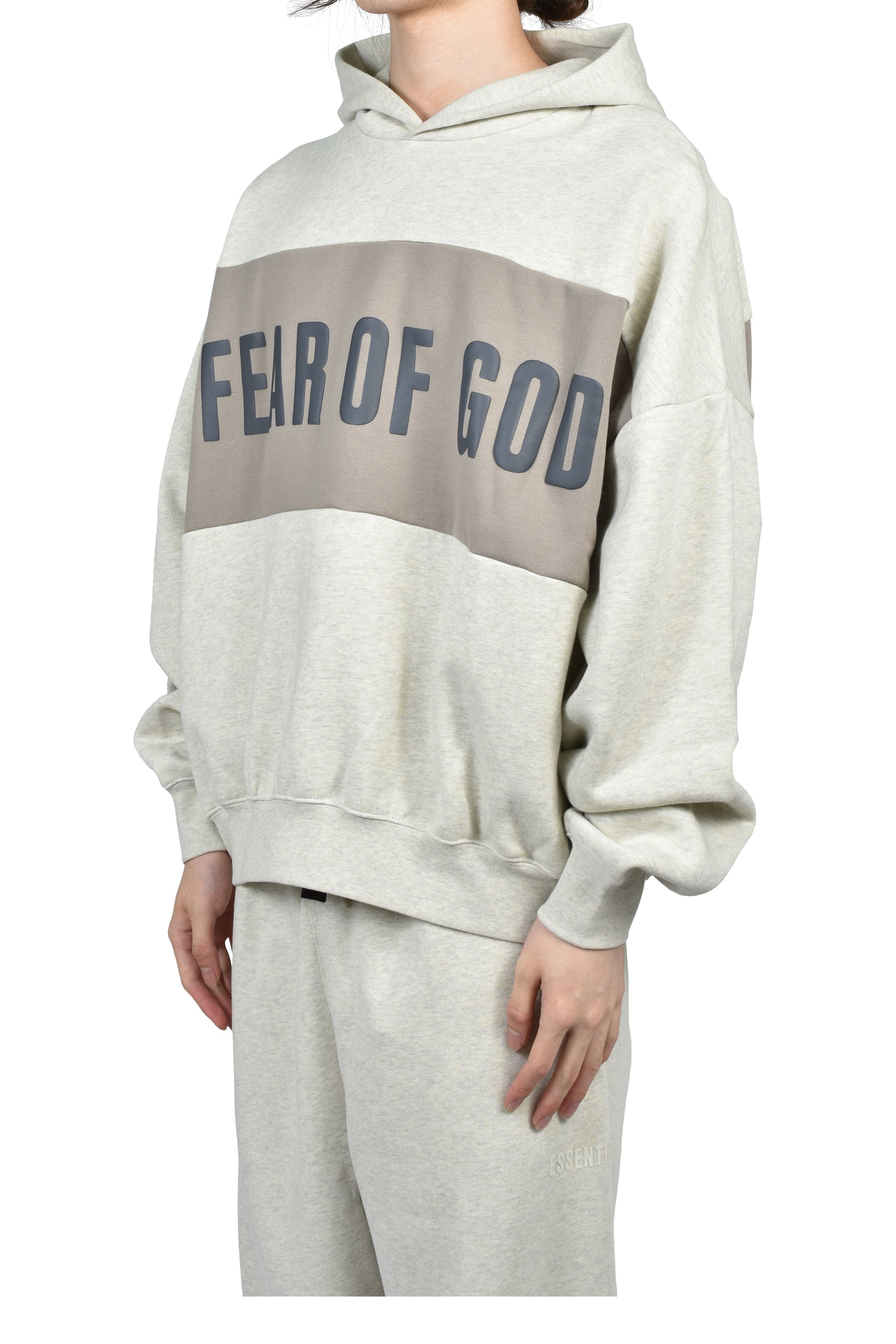 CROPPED RELAXED PANELLED HOODIE / VANILLA HEATHER / SEAL