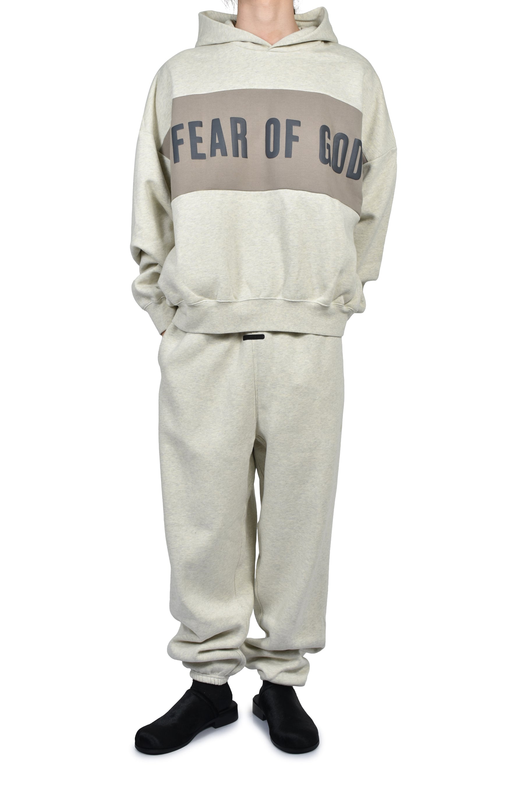 CROPPED RELAXED PANELLED HOODIE / VANILLA HEATHER / SEAL