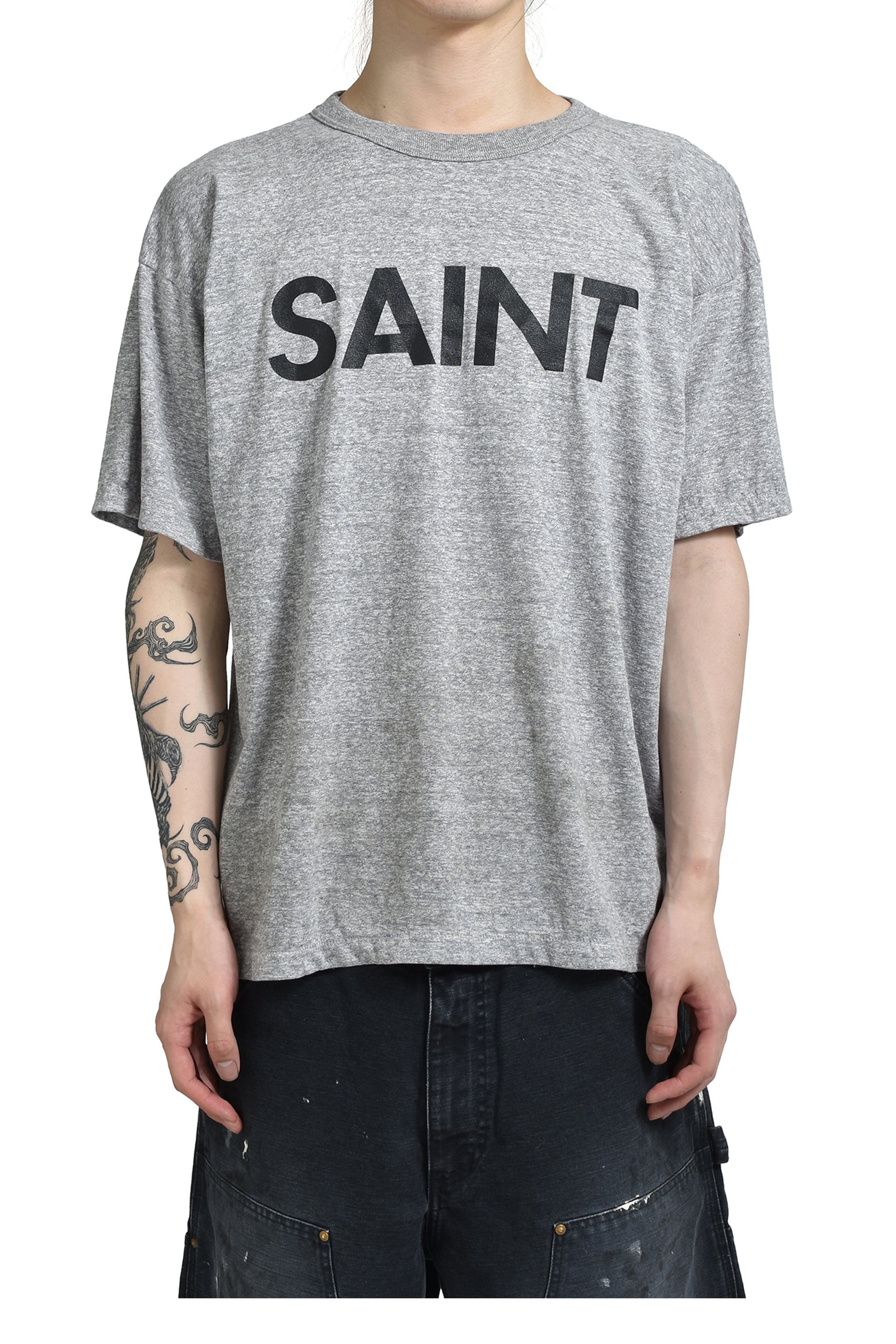 SS TEE/SAINT / GRY