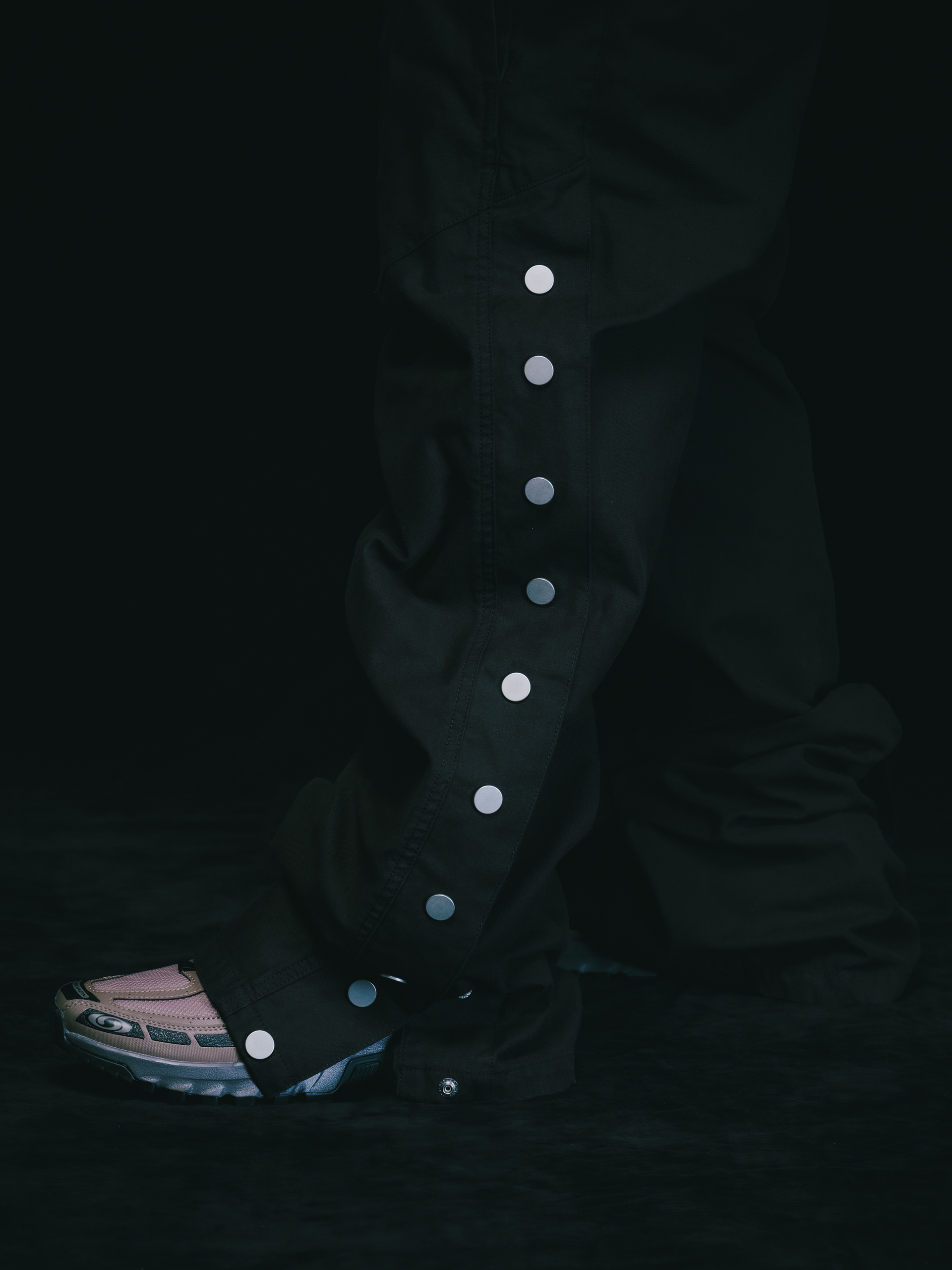 BREATH NEWRICH SIDE BOTTUN PANTS / COTTON BLK