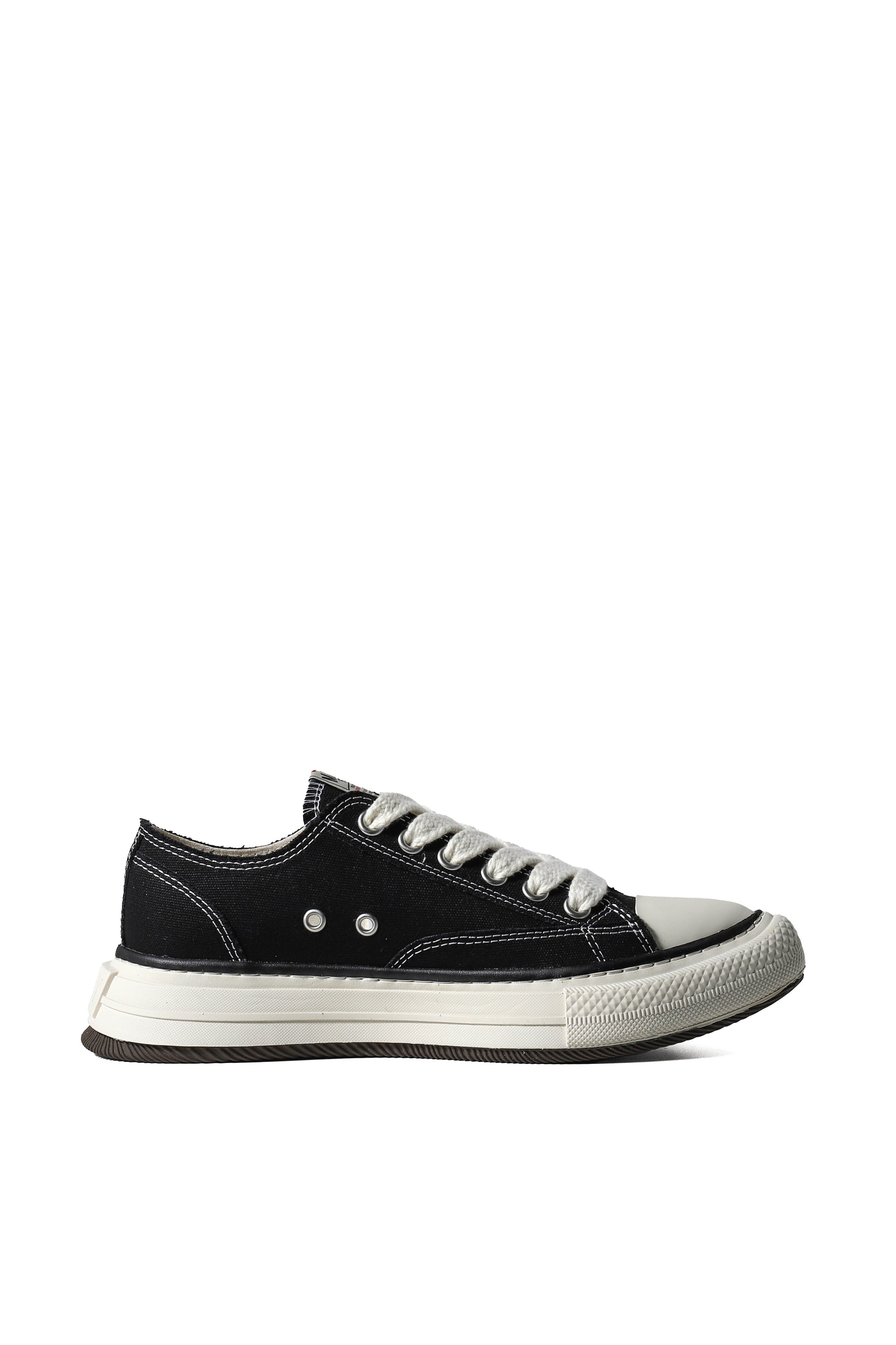 Maison MIHARA YASUHIRO YUCCA LOW CANVAS / BLK