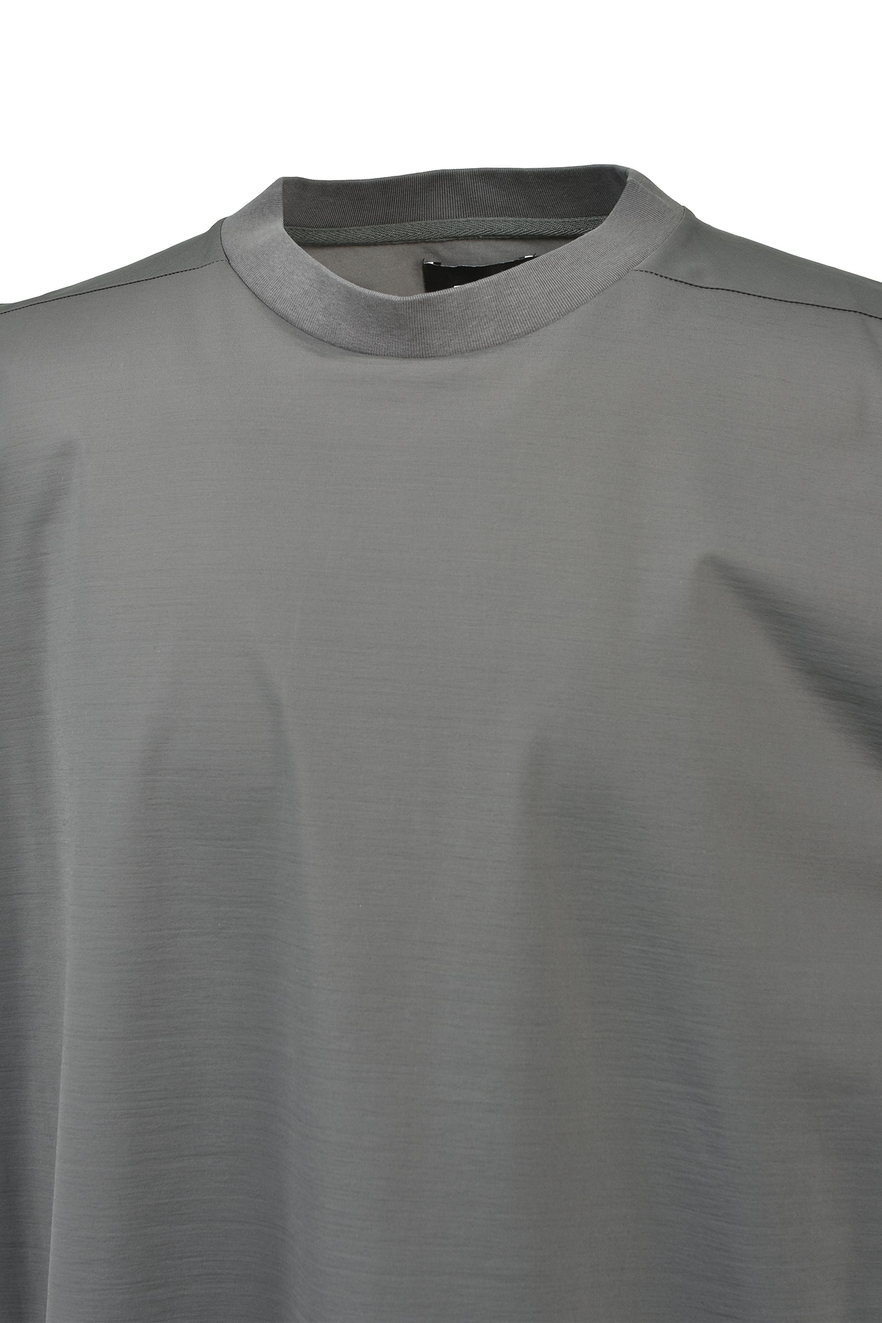 NEW RICH SILKY NO SLEEVE / CHA