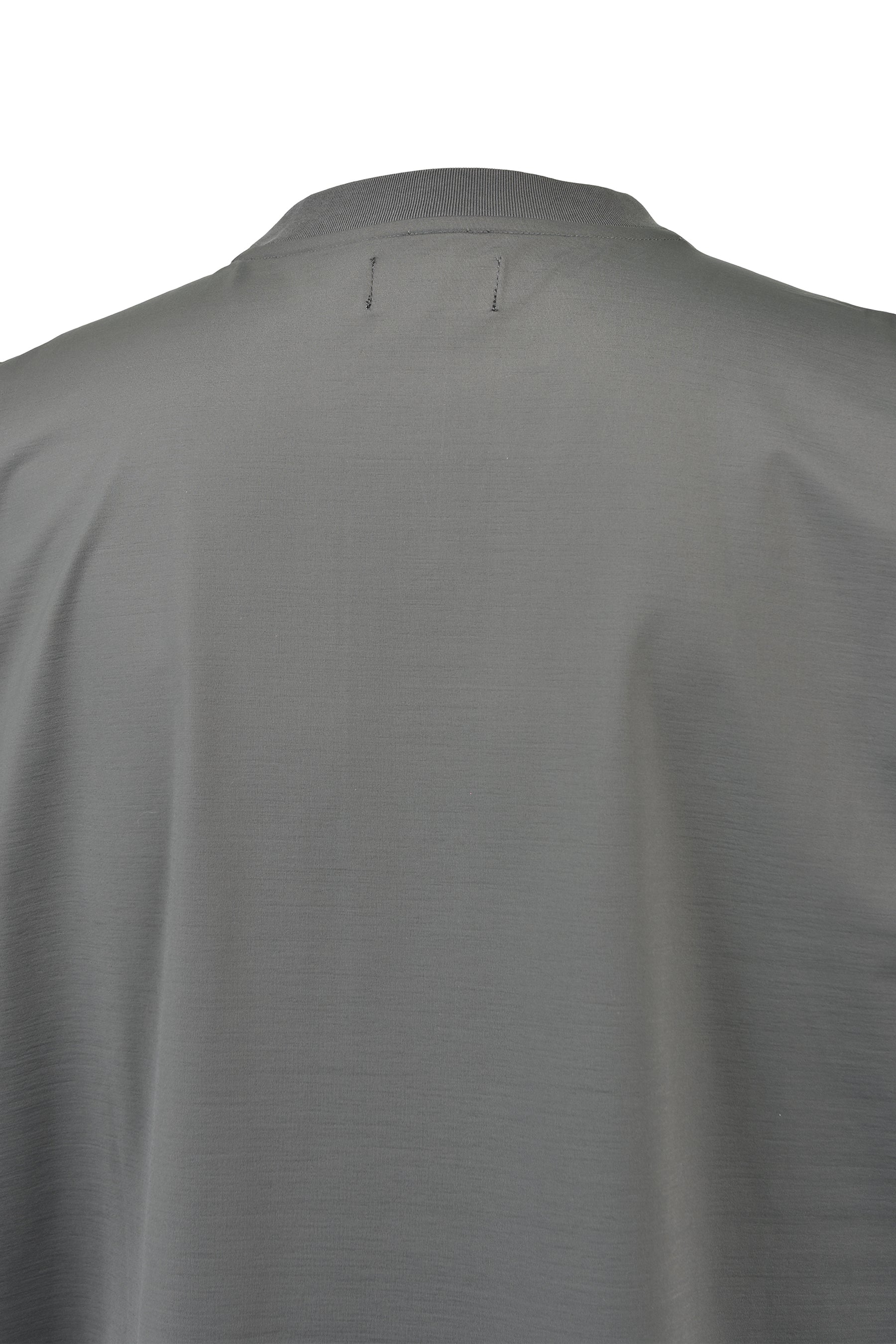NEW RICH SILKY NO SLEEVE / CHA