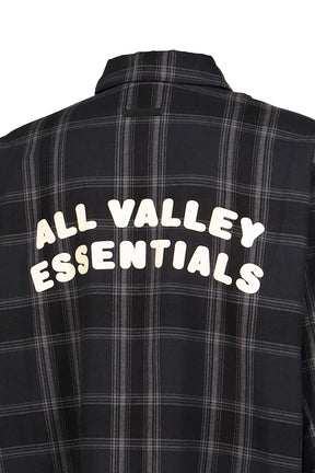 BUTTON UP SHIRT / VTG BLK PLAID